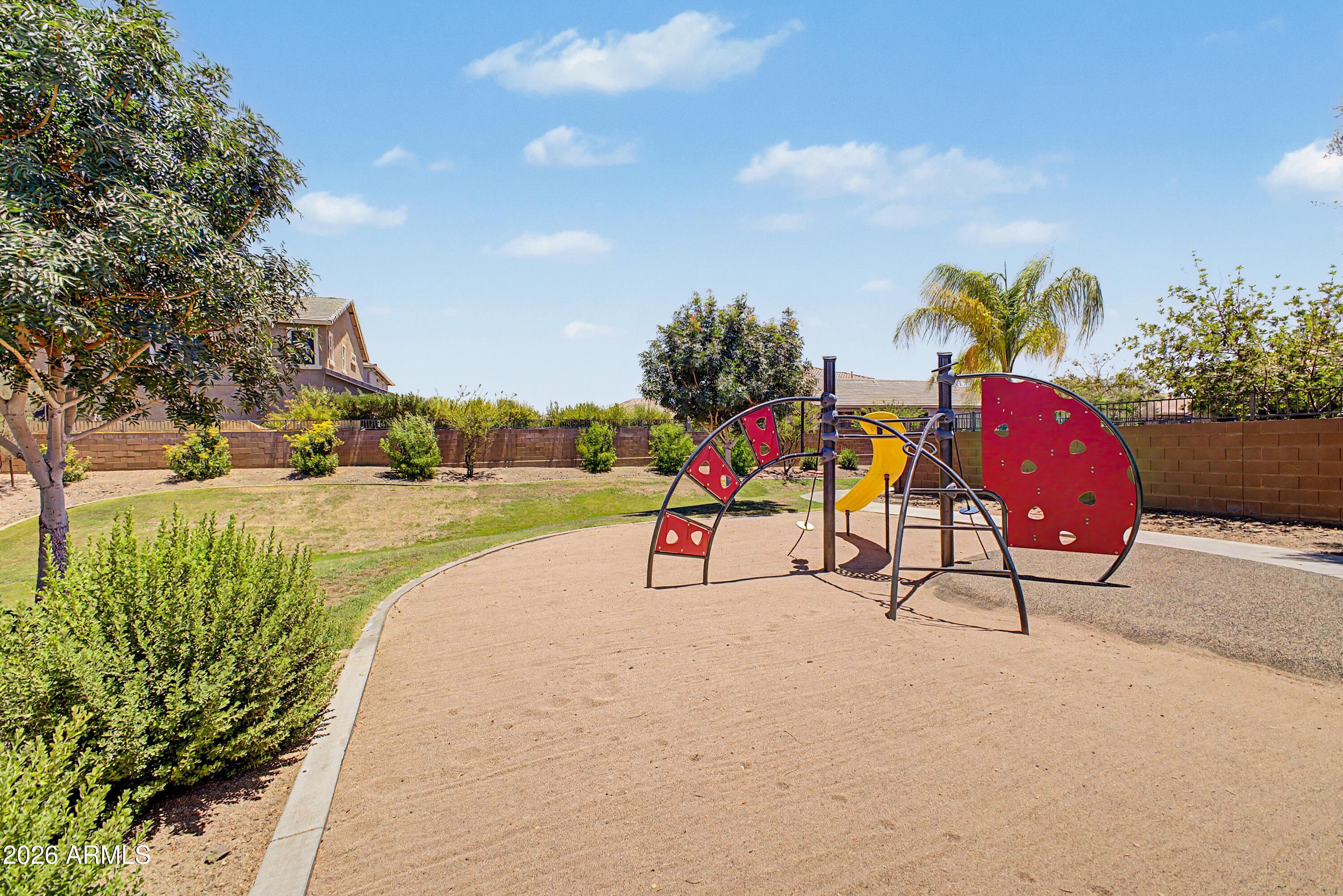 4105 E HOOT OWL Trail