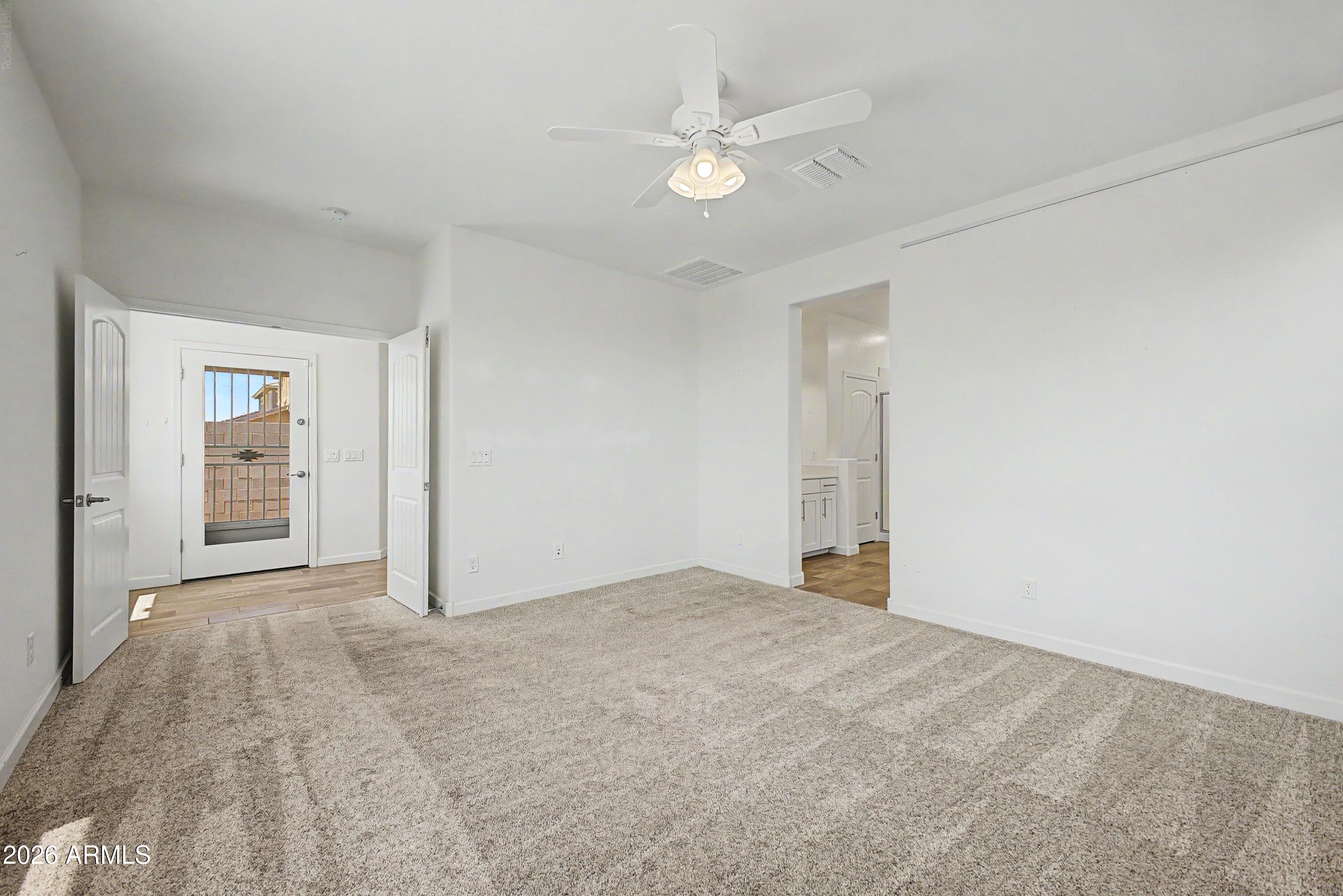 4105 E HOOT OWL Trail