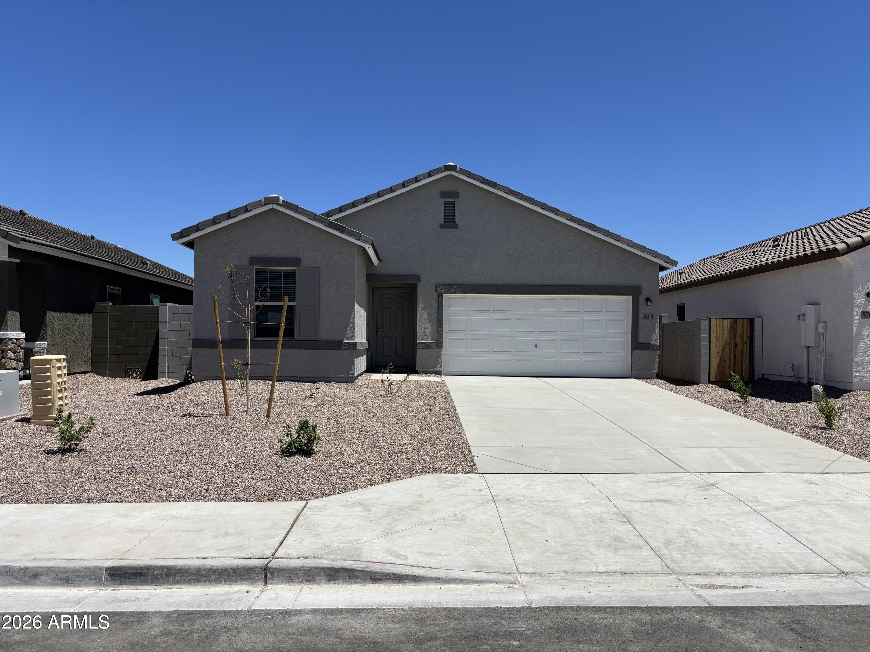5698 E HORNBLENDE Way