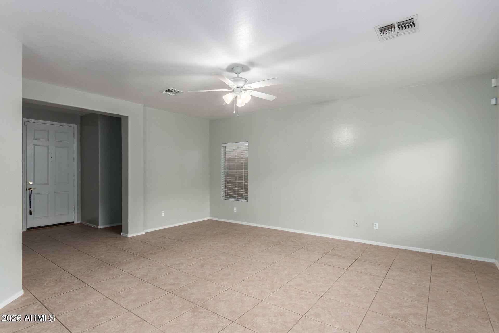 2739 E INDIAN WELLS Place