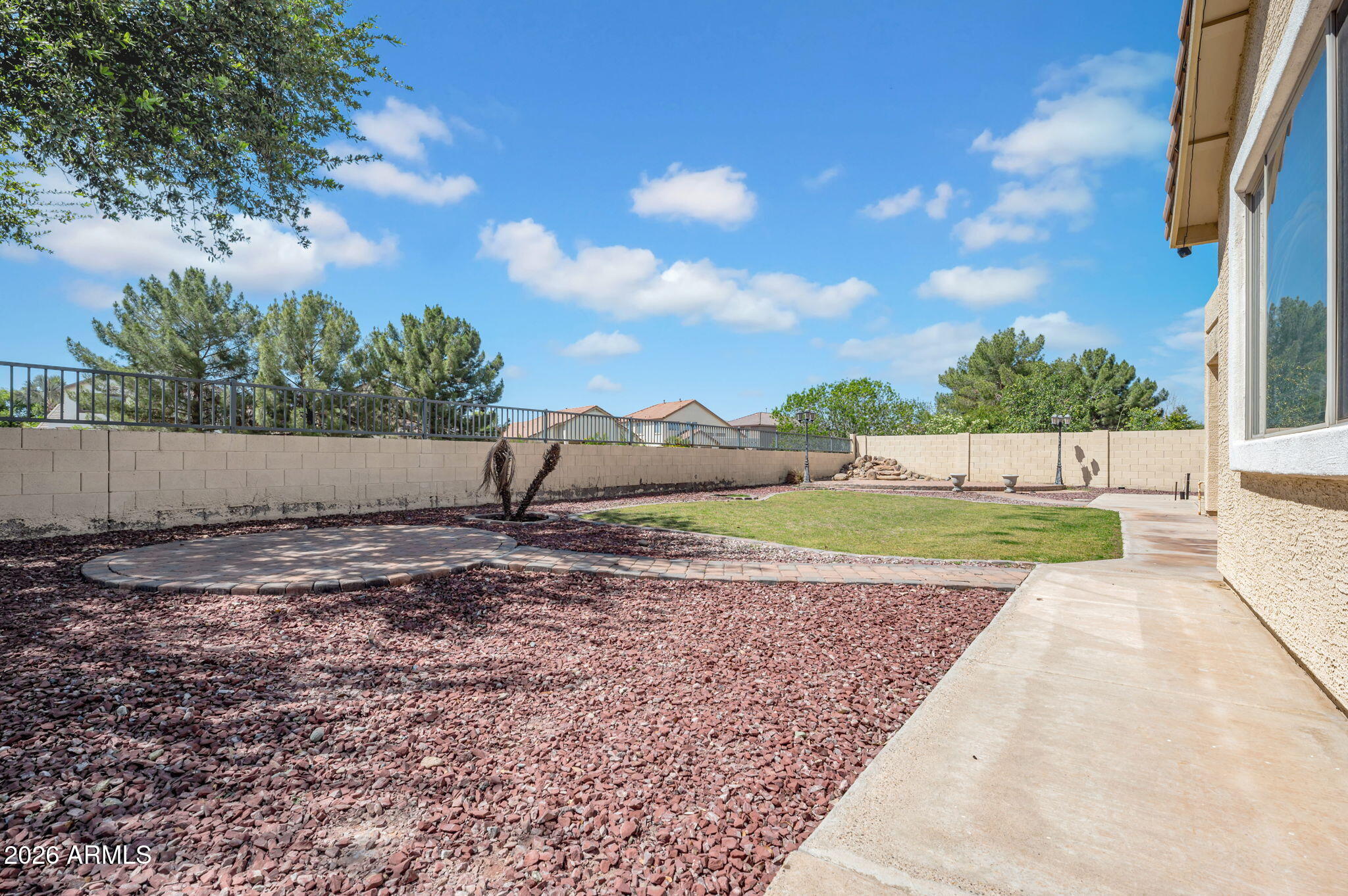 7604 N 87TH Drive