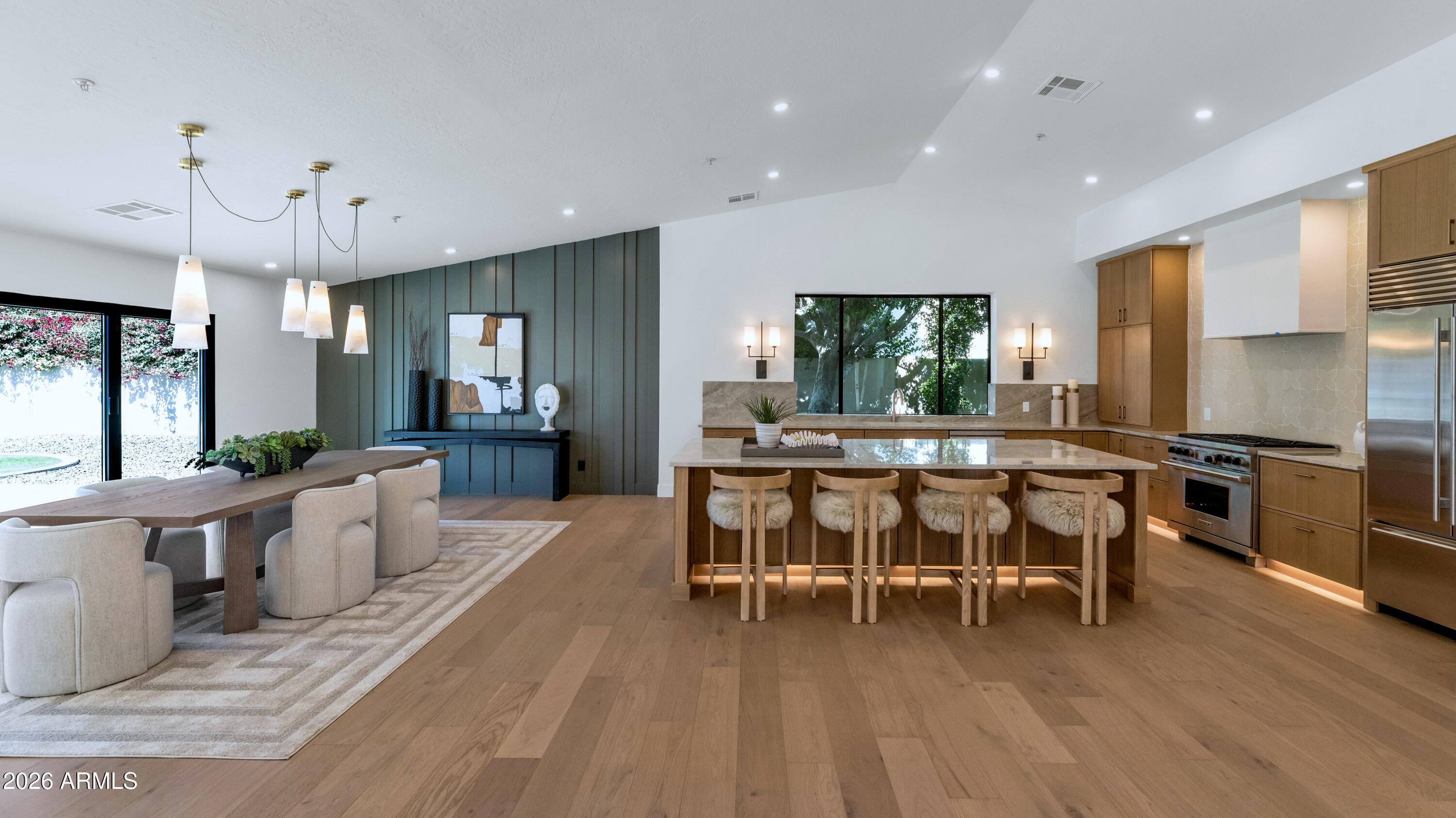 8695 E CHARTER OAK Drive