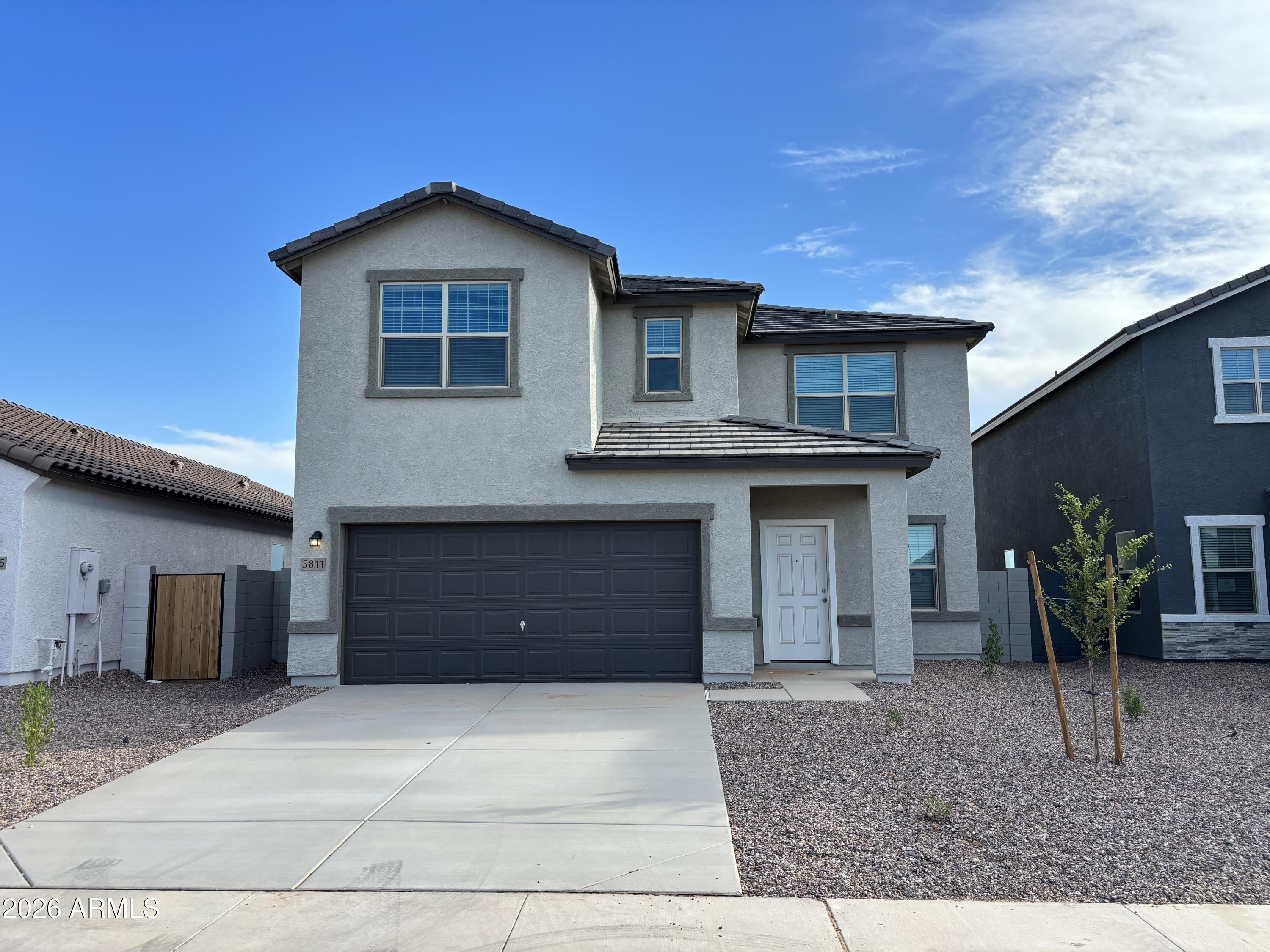 5811 E HORNBLENDE Way