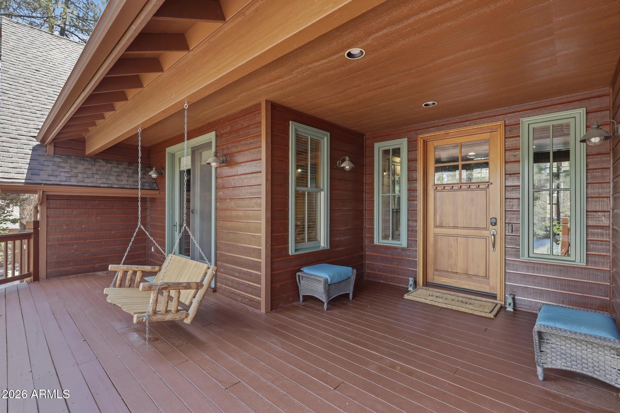 304 N GRAPEVINE Drive