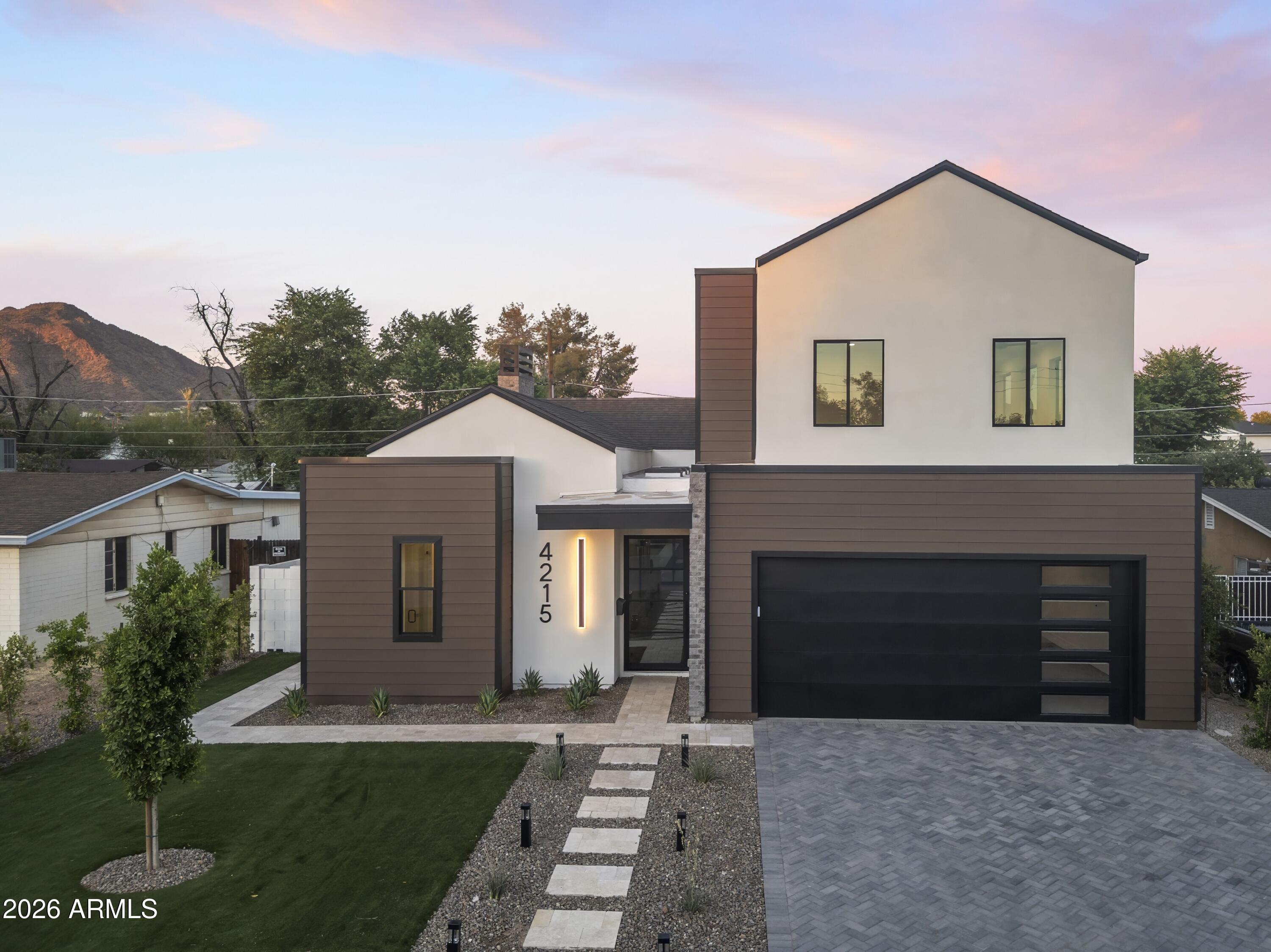 4215 N 42ND Street