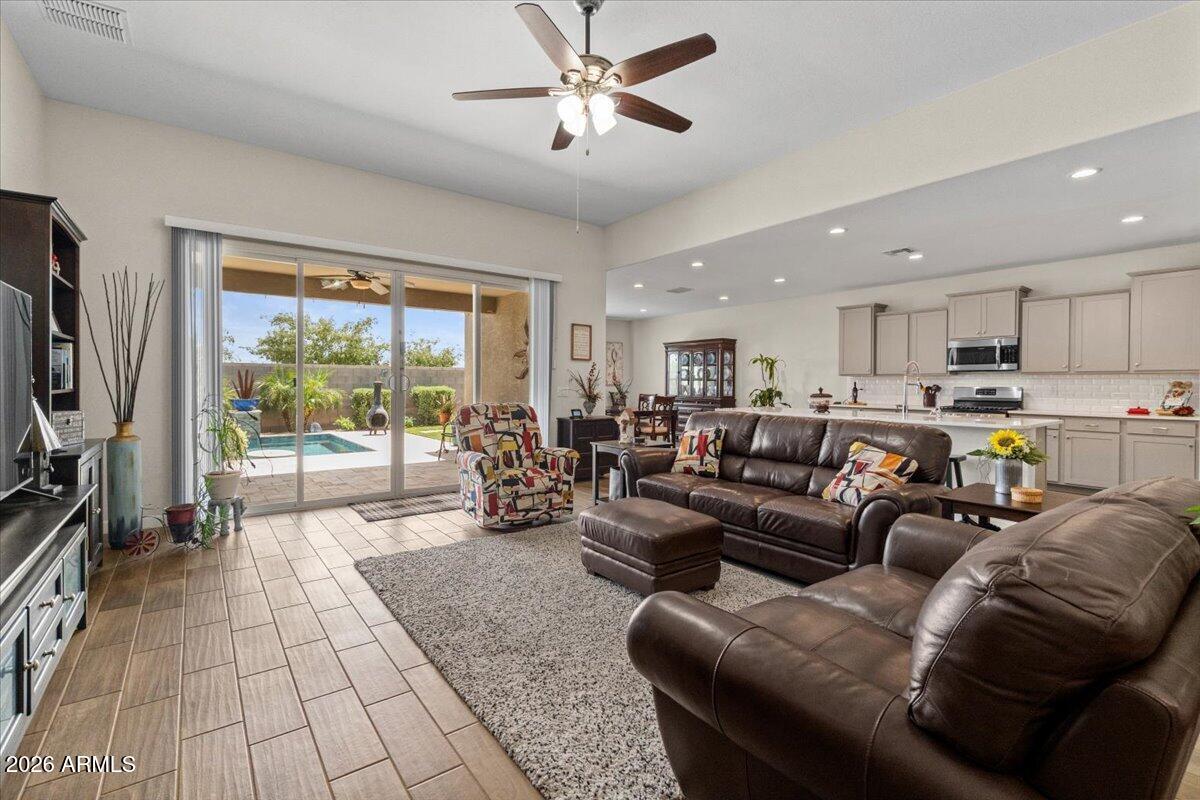 19111 N PICCOLO Drive