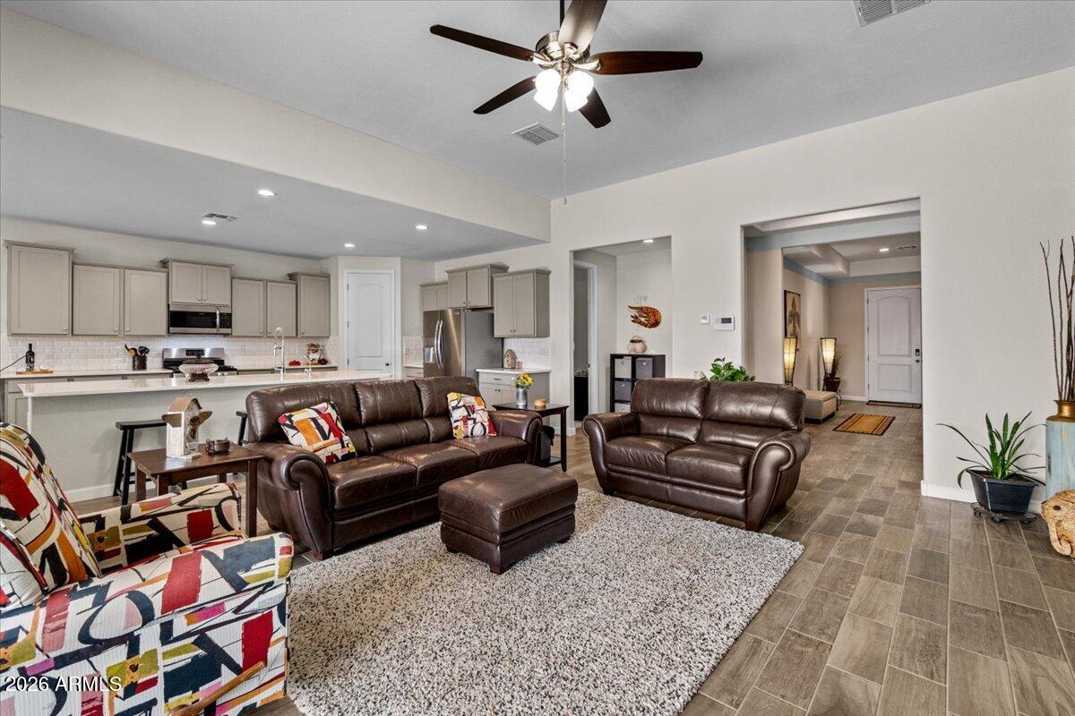 19111 N PICCOLO Drive