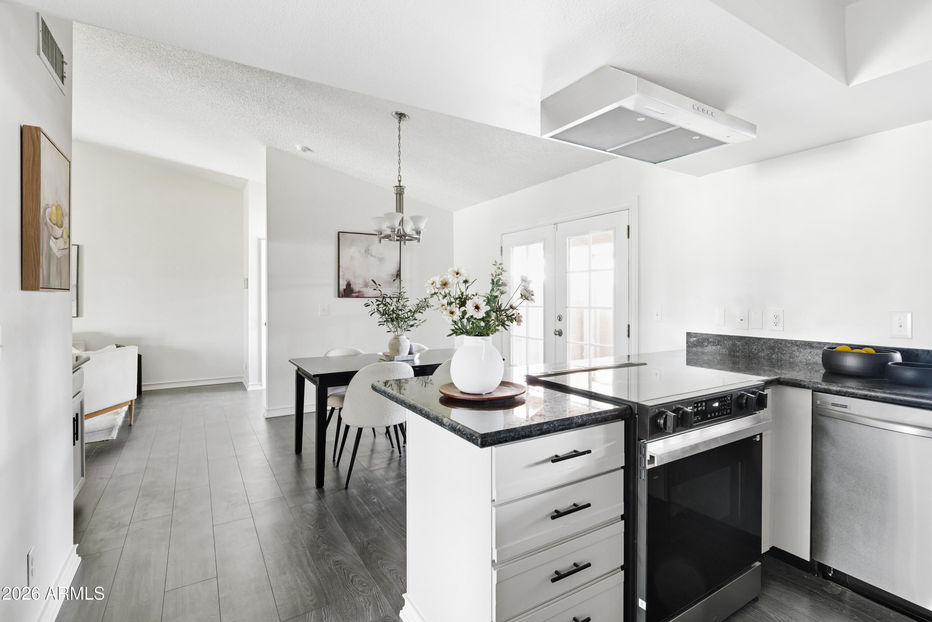 4510 W CONTINENTAL Drive