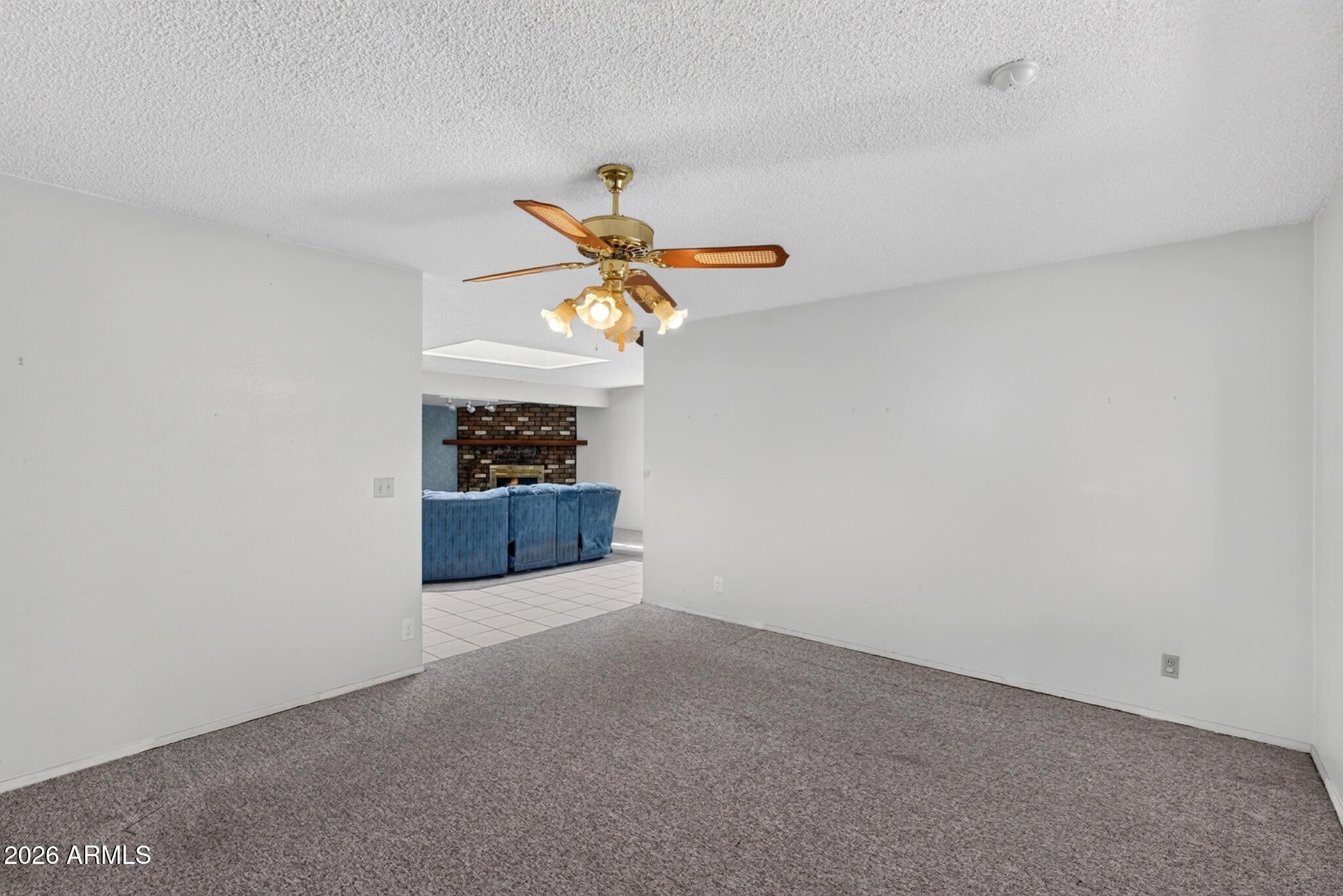 3311 W PARADISE Drive