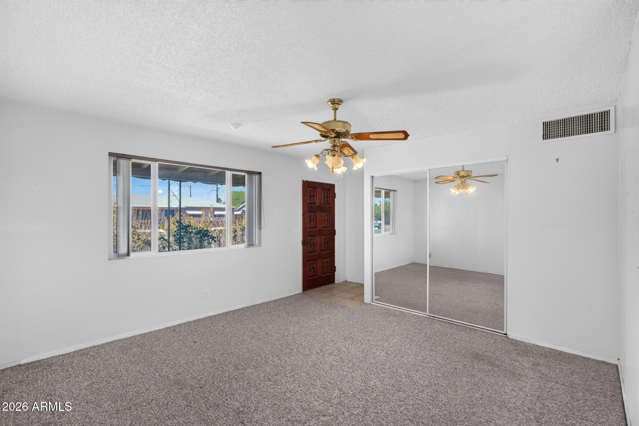 3311 W PARADISE Drive