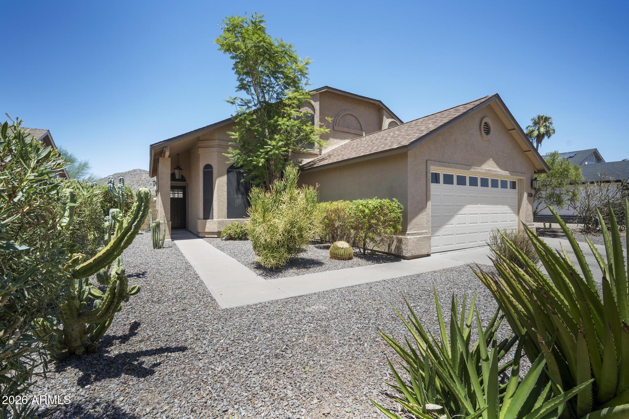 1726 E BEHREND Drive
