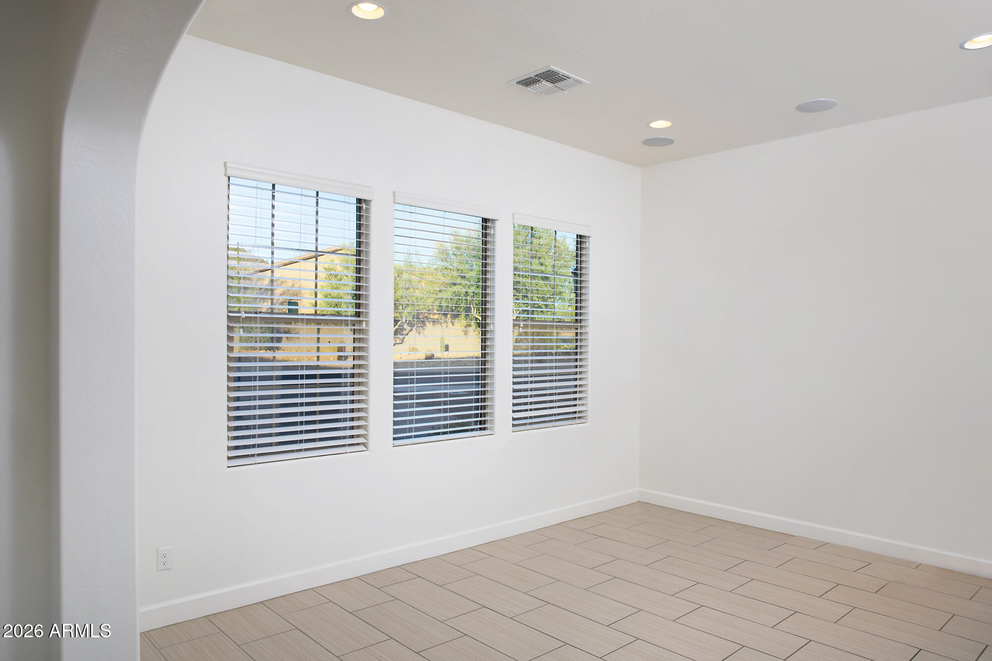 10924 N 136TH Place