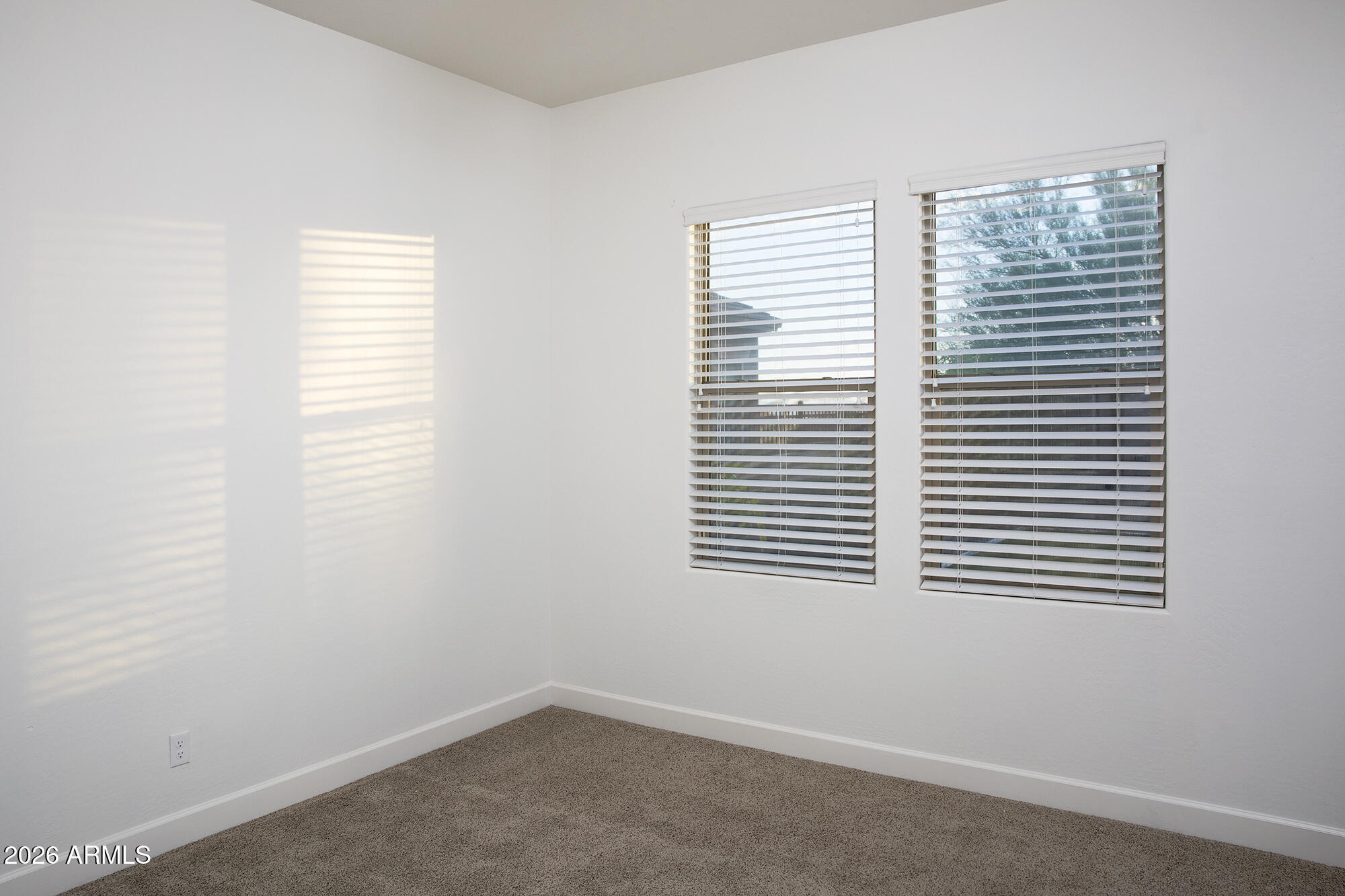 10924 N 136TH Place