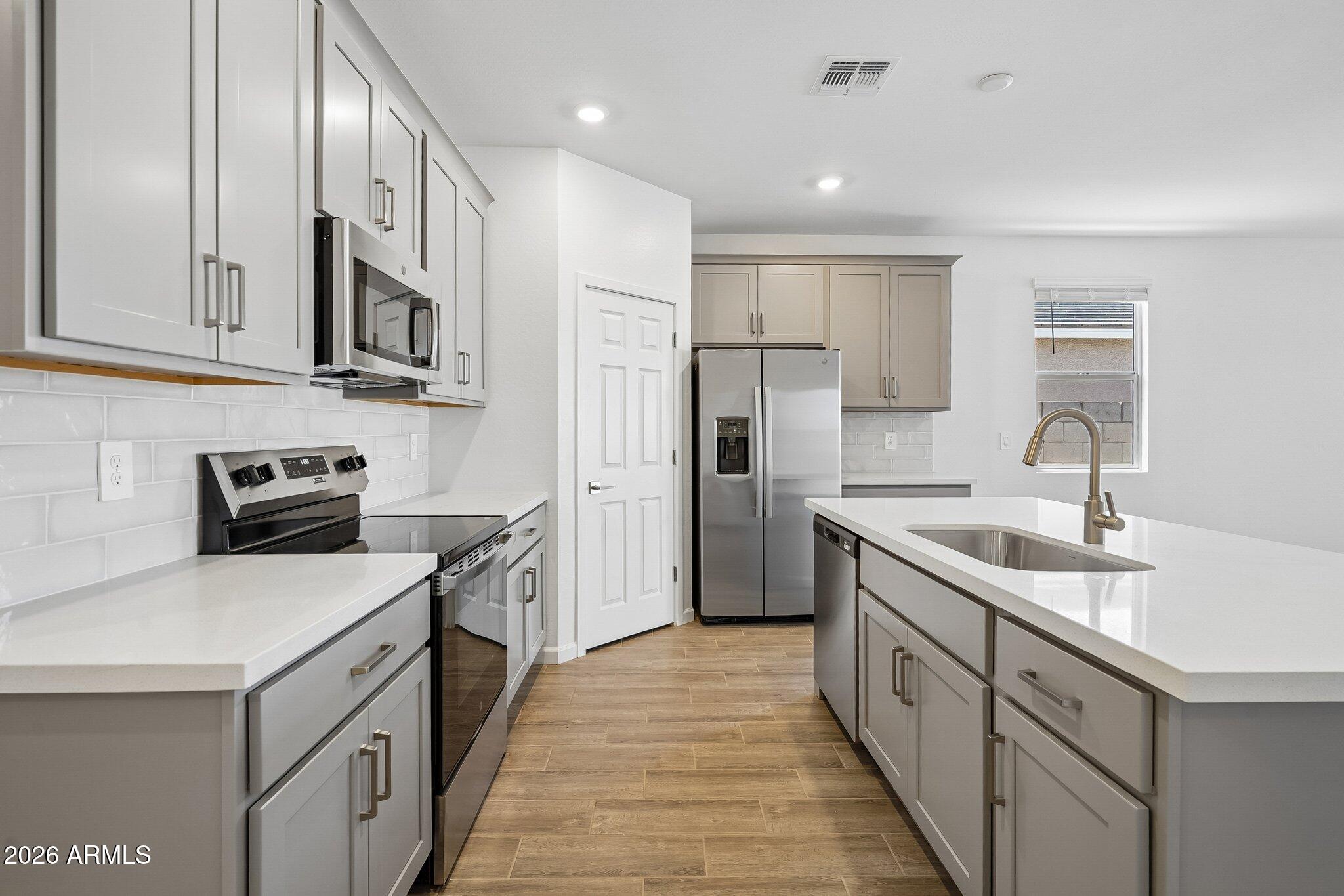 46939 W Dry Gulch Road