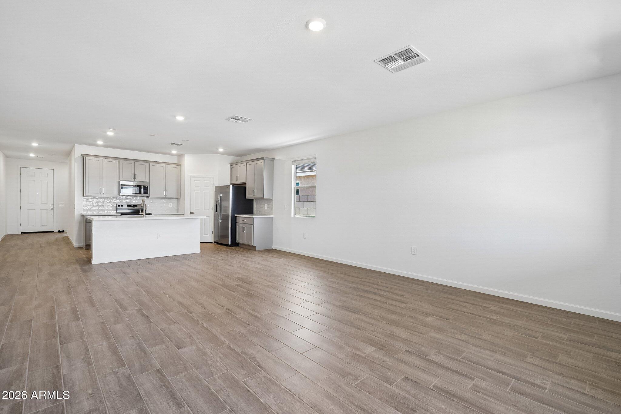 46939 W Dry Gulch Road