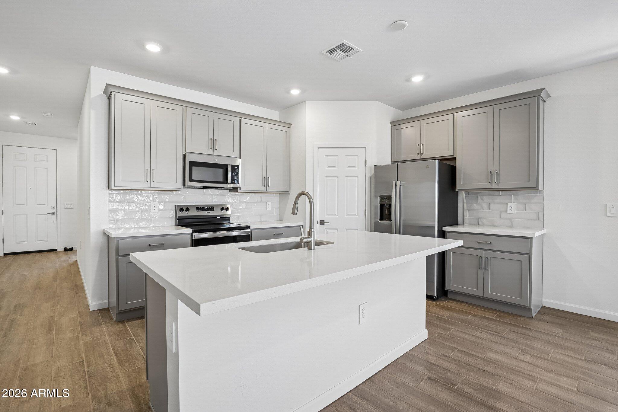 46939 W Dry Gulch Road