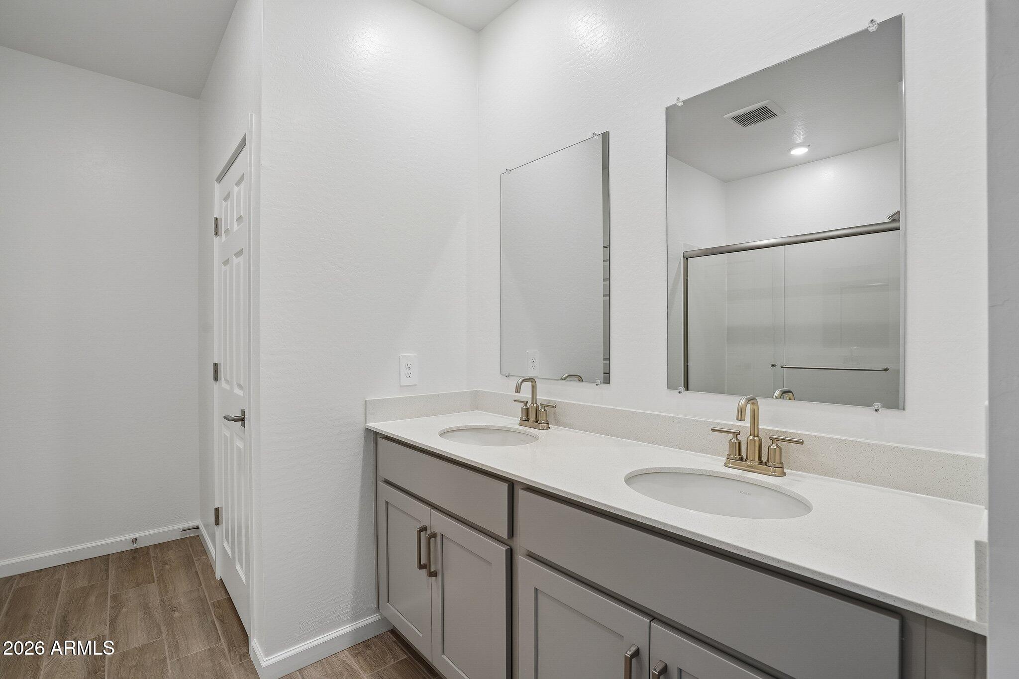 46939 W Dry Gulch Road