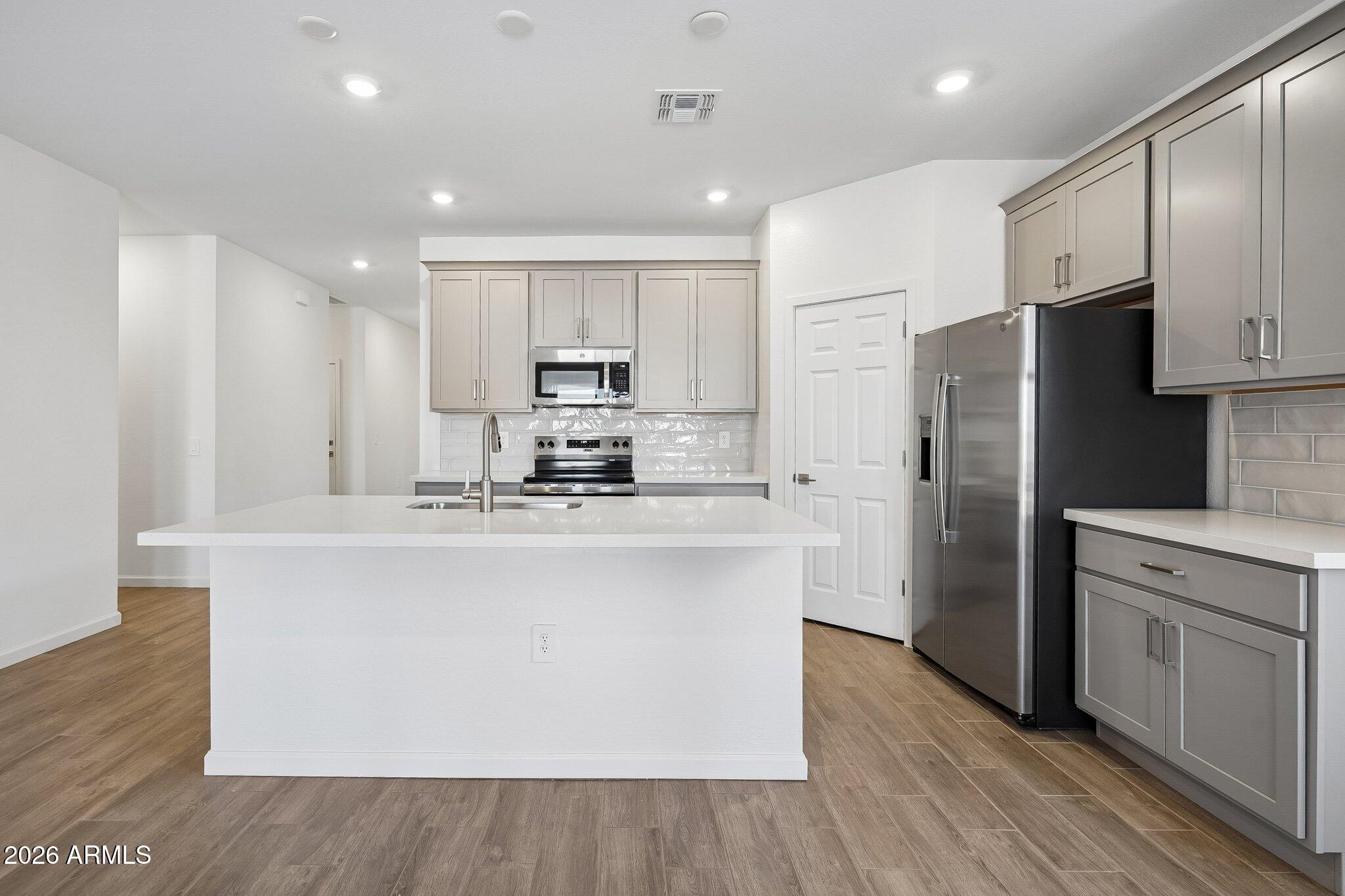 46939 W Dry Gulch Road