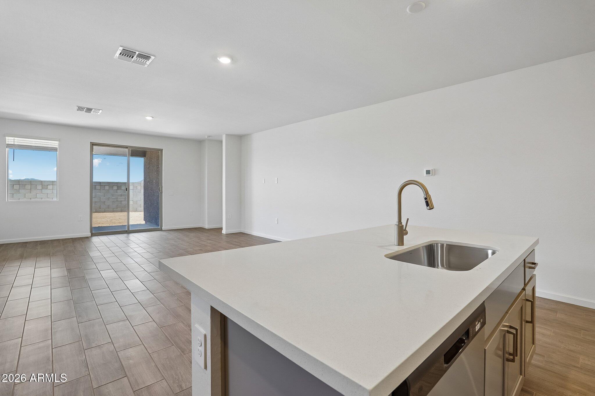 46939 W Dry Gulch Road