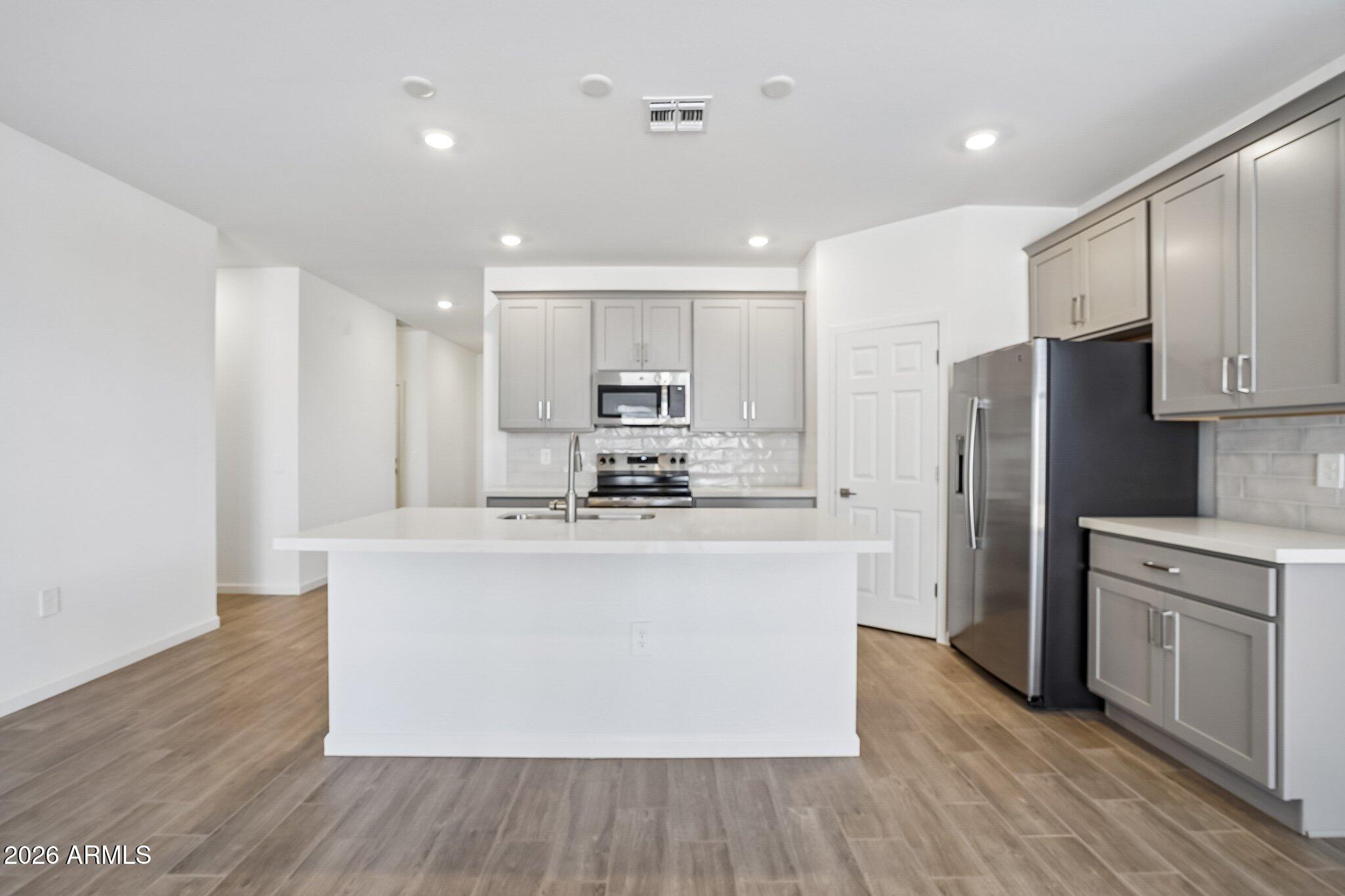 46930 W Reseda Lane