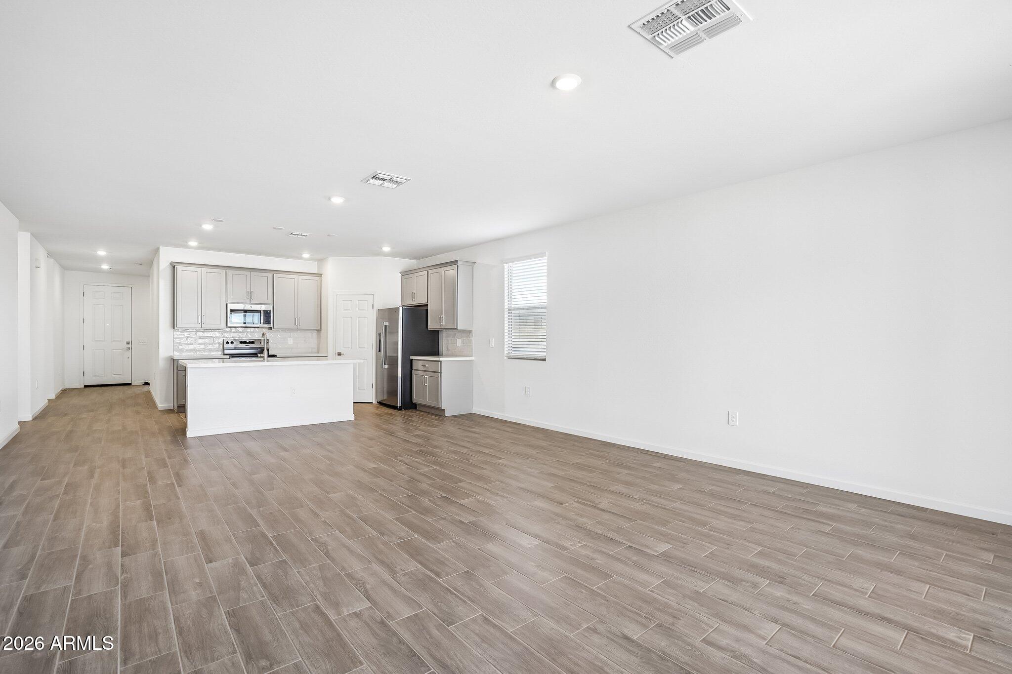 46930 W Reseda Lane