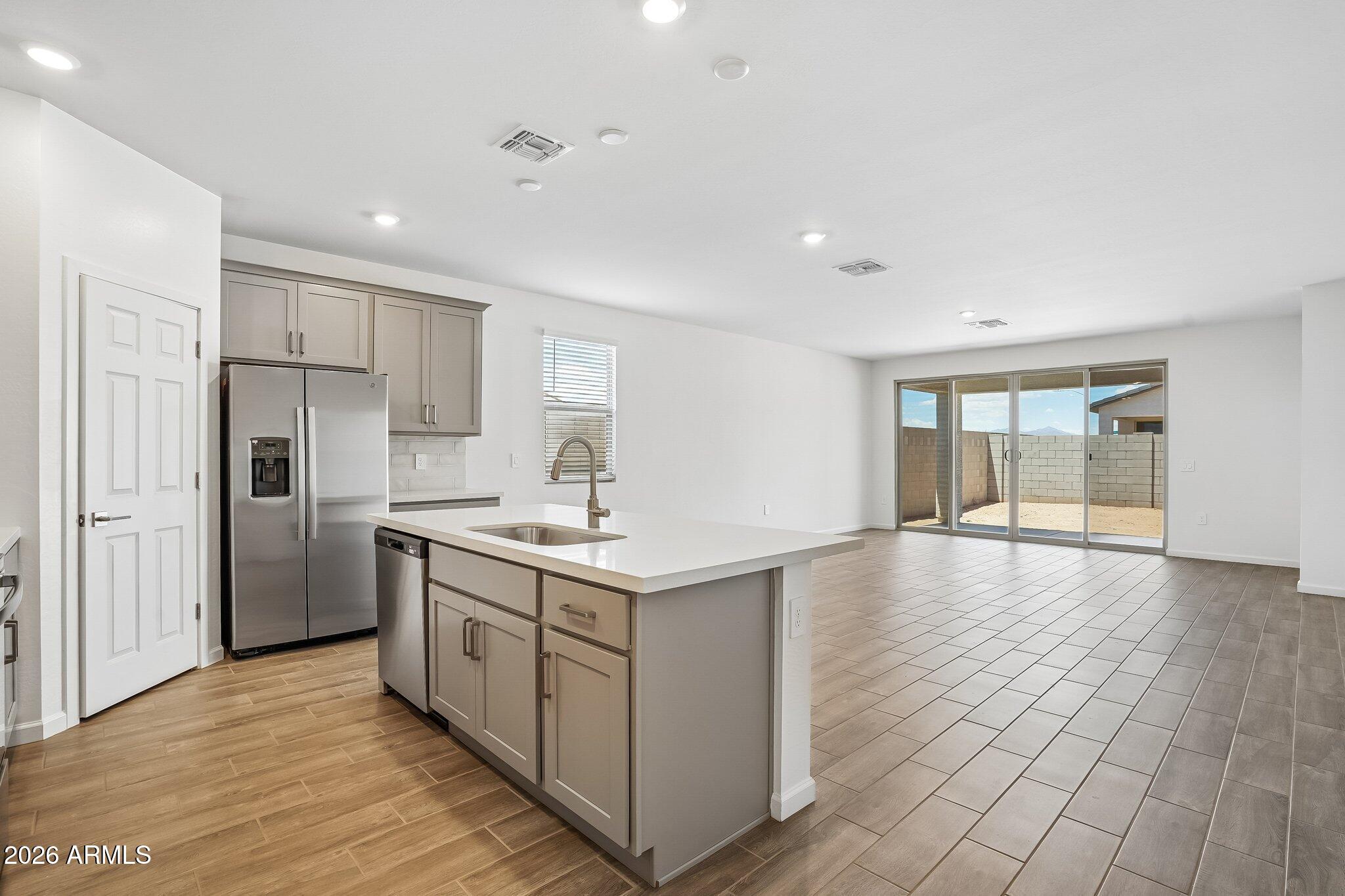 46930 W Reseda Lane