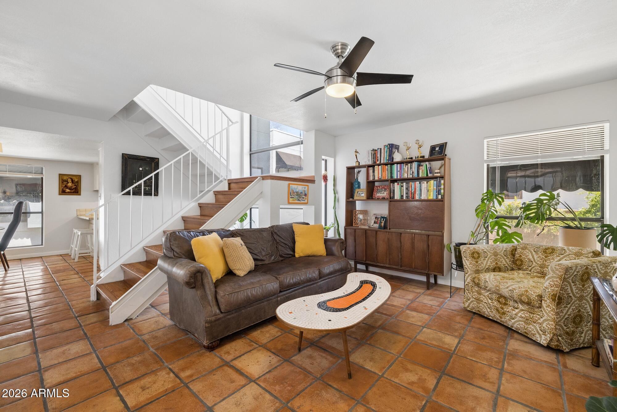 2 W GEORGIA Avenue 7