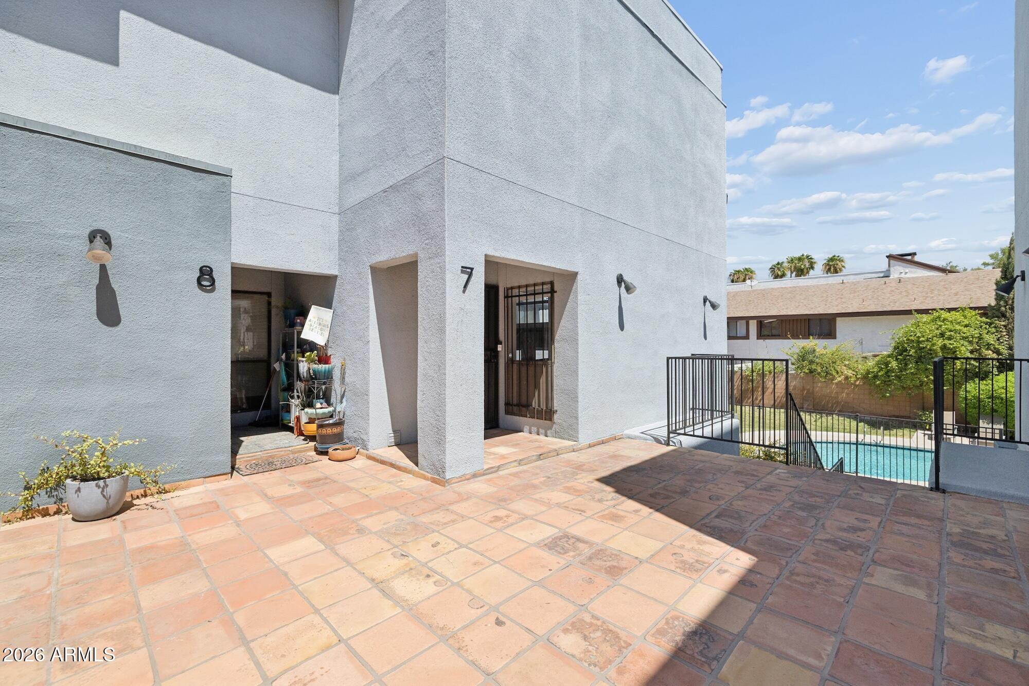 2 W GEORGIA Avenue 7
