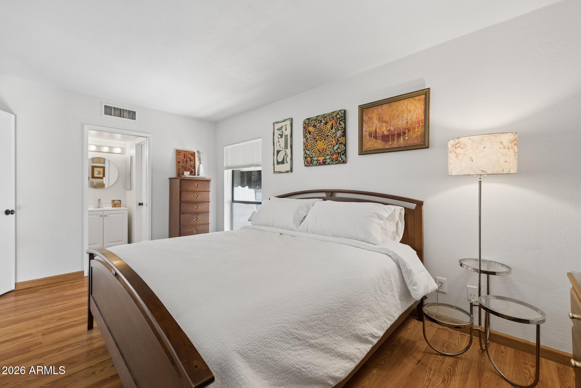 2 W GEORGIA Avenue 7