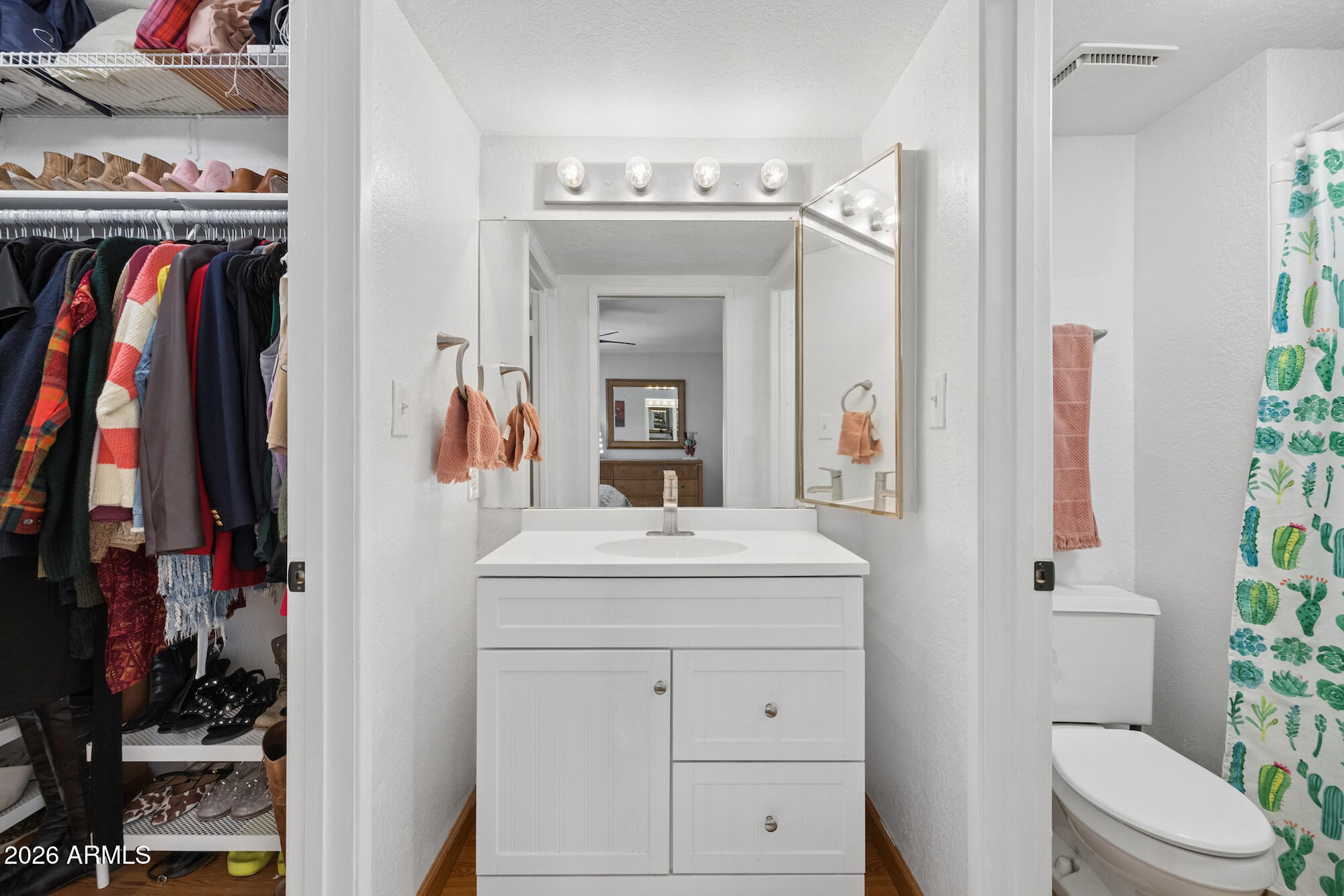 2 W GEORGIA Avenue 7