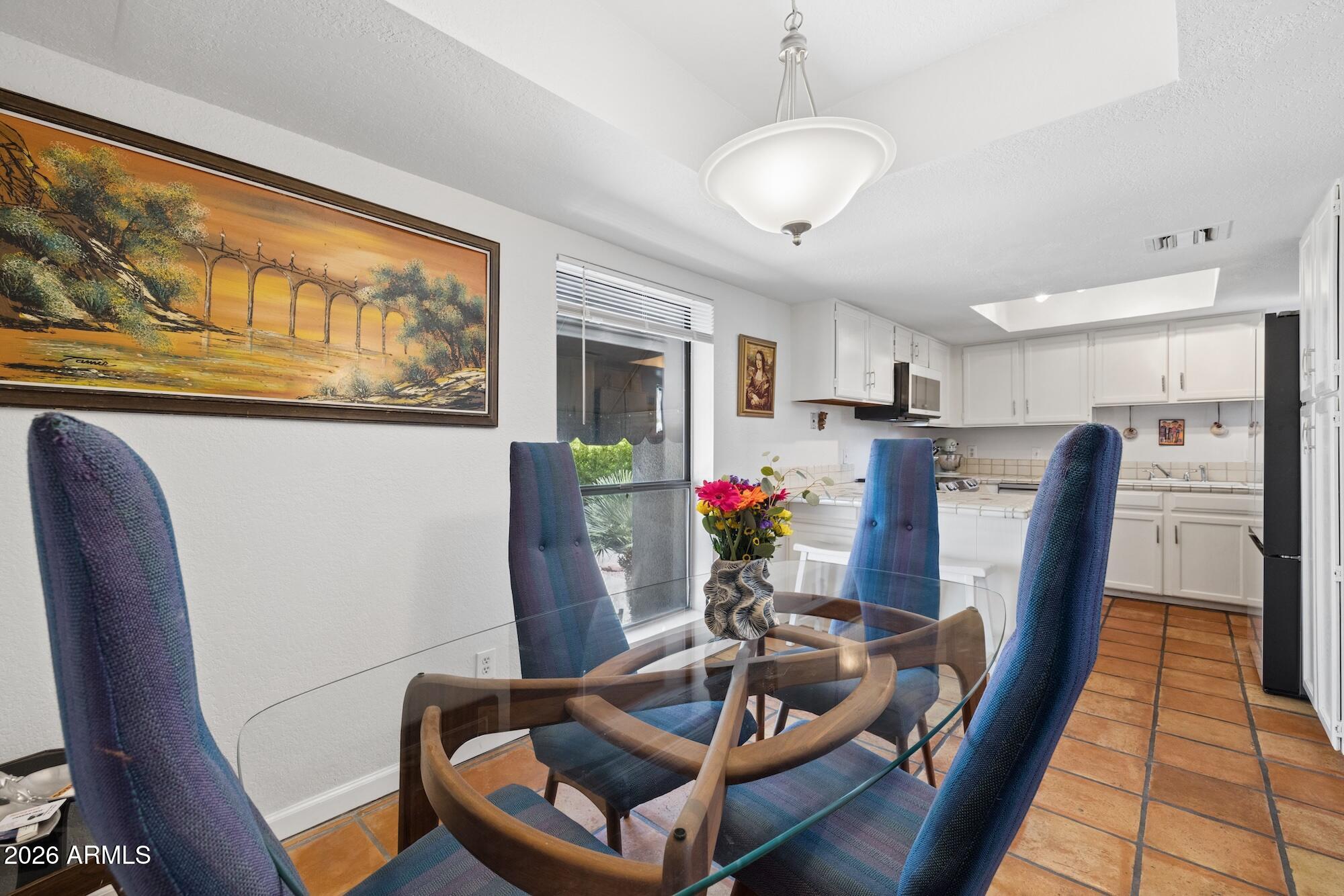 2 W GEORGIA Avenue 7