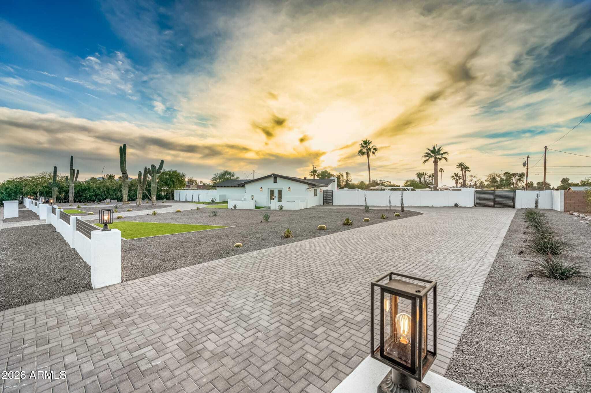 12216 N 65TH Street