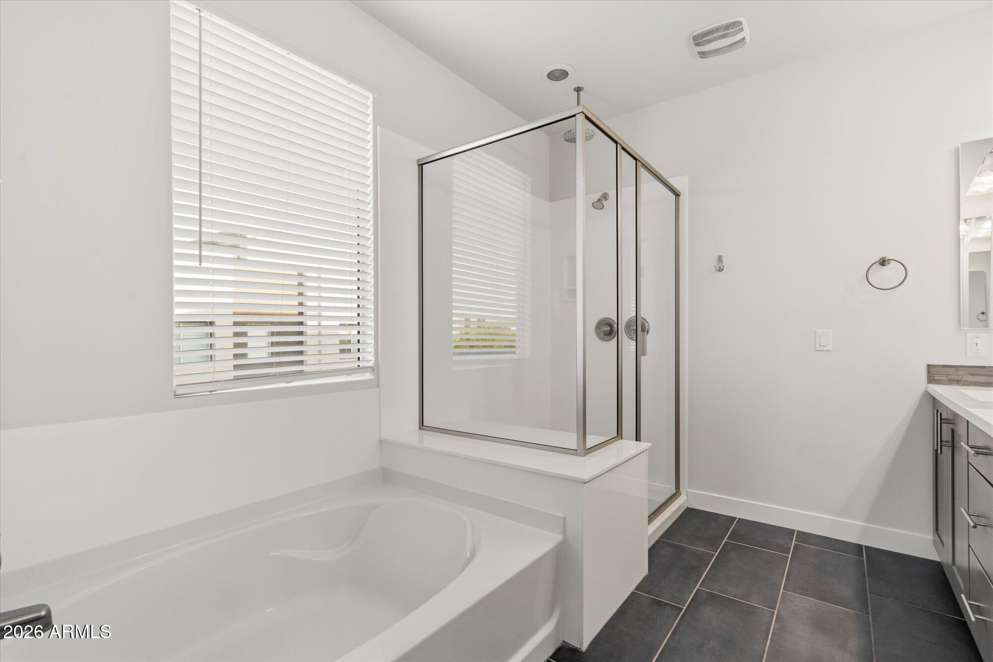 1949 W KINFIELD Trail