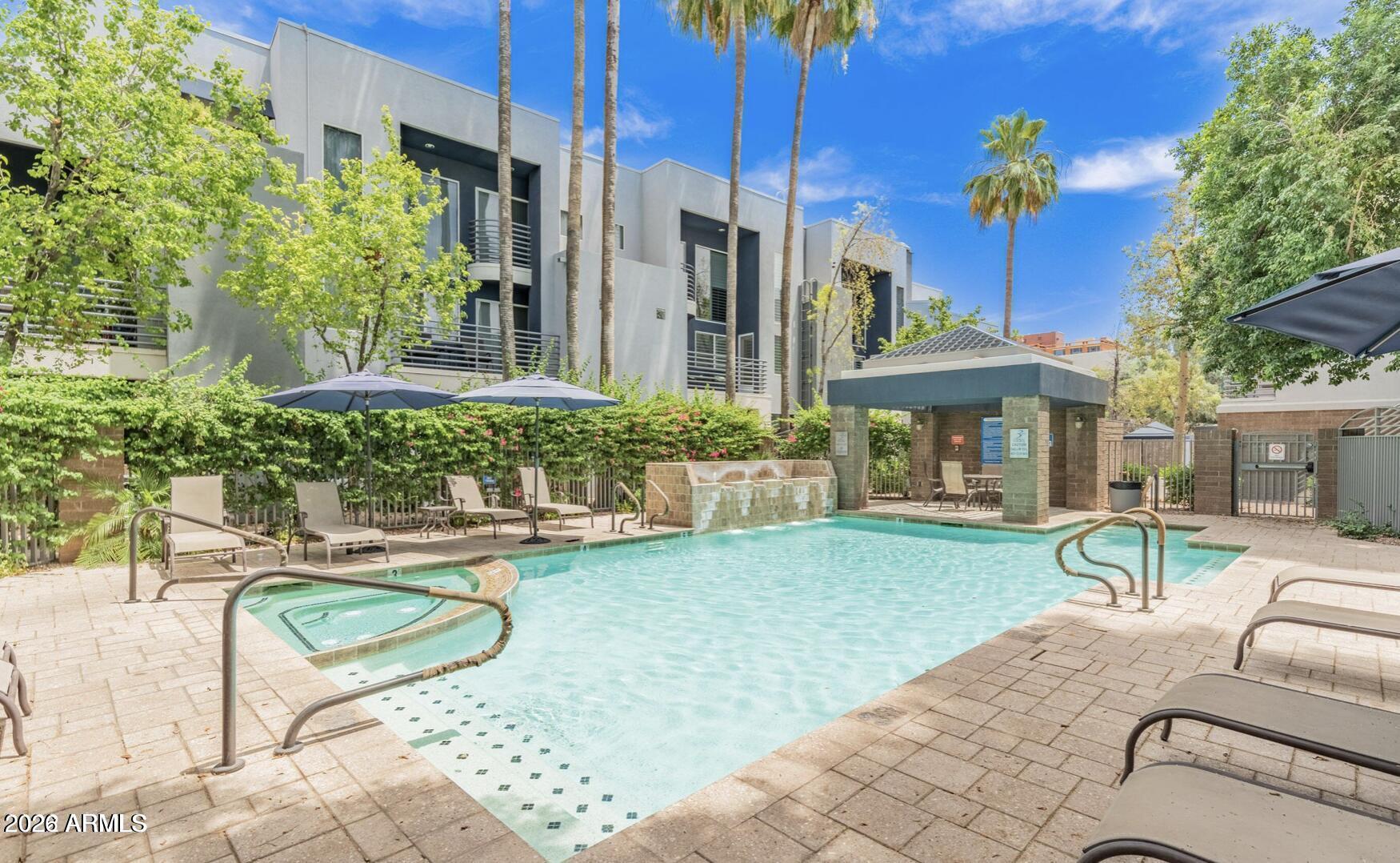 3633 N 3rd Avenue Unit 1094