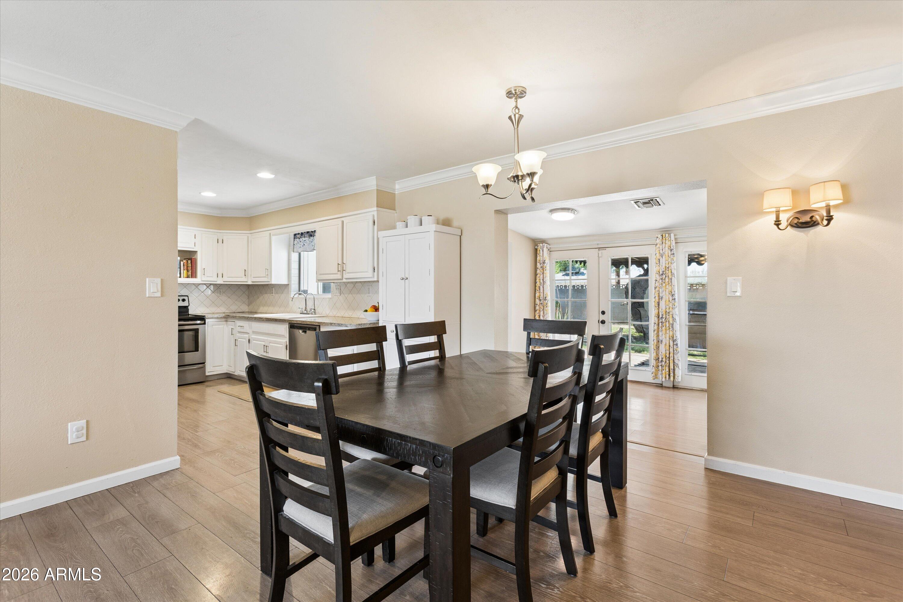 3323 E Palm Lane