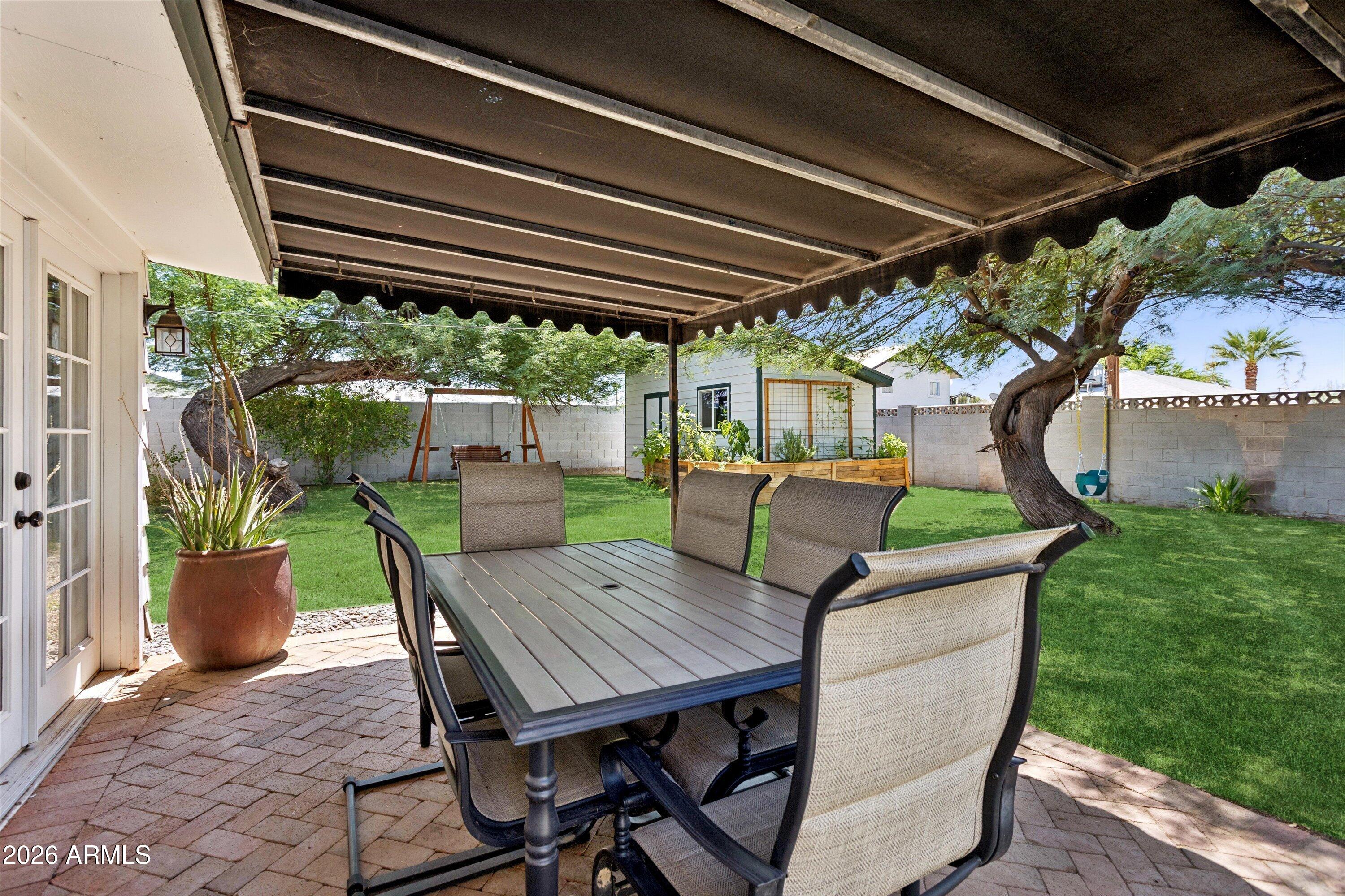 3323 E Palm Lane