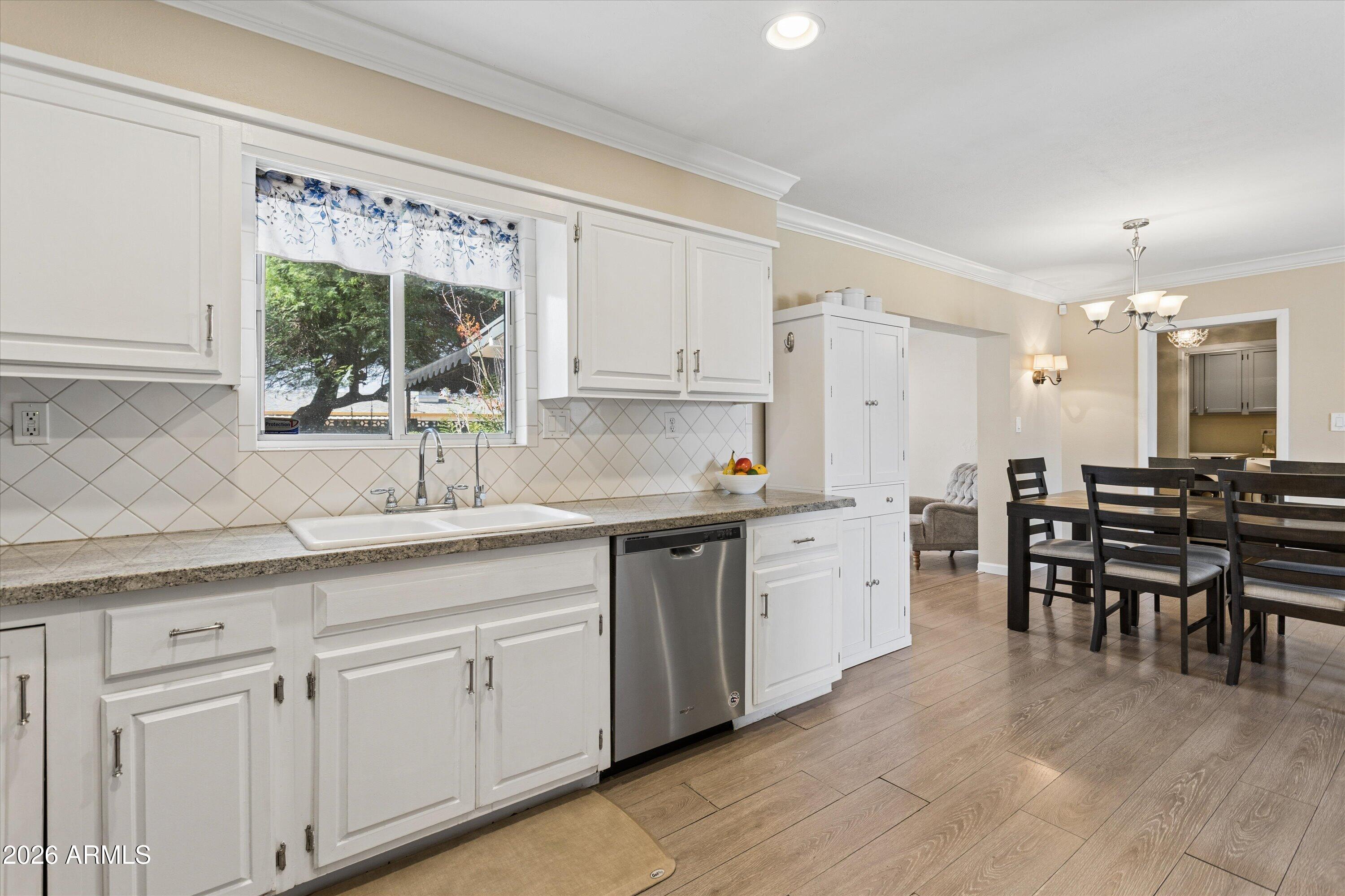 3323 E Palm Lane