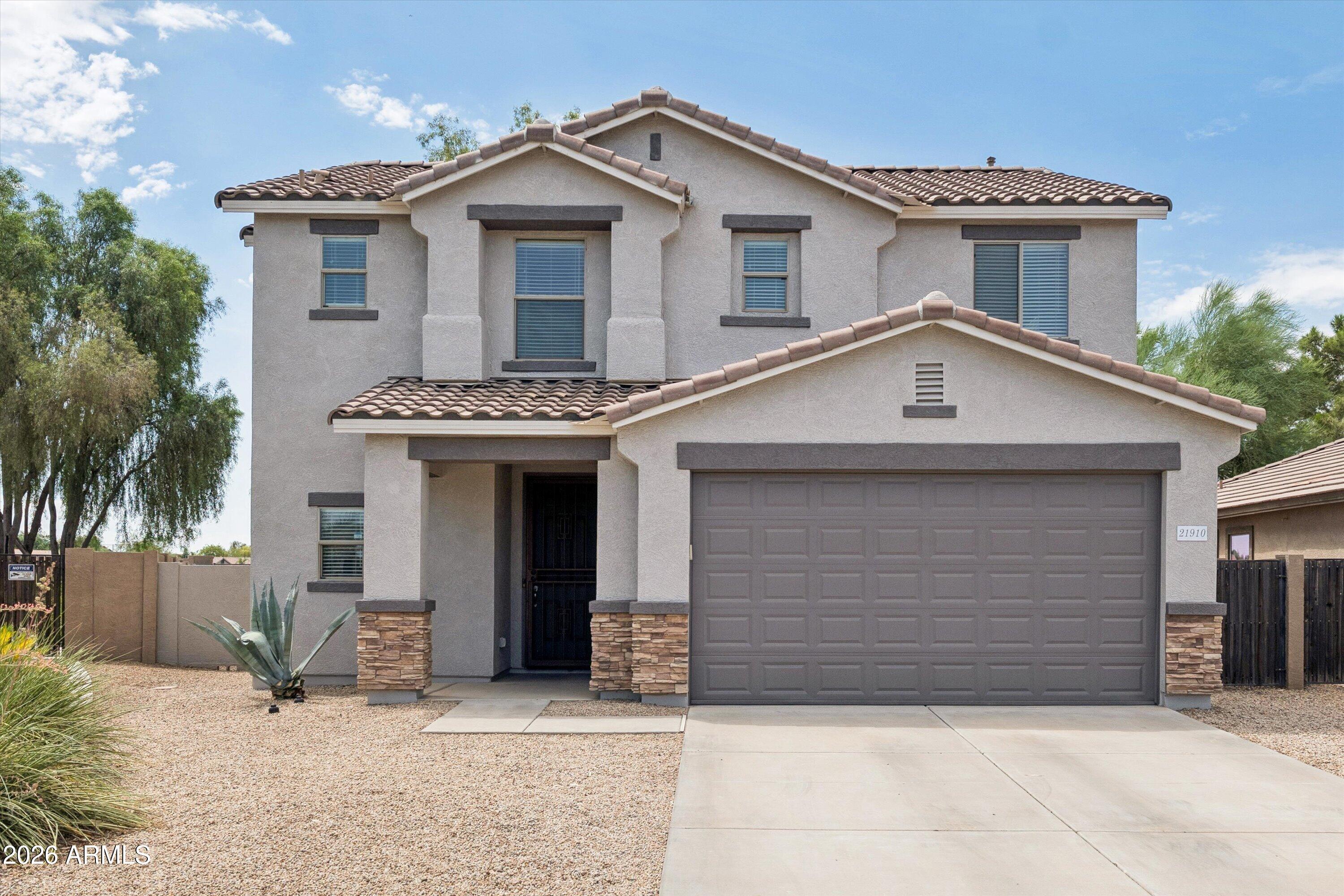 21910 E CREOSOTE Court
