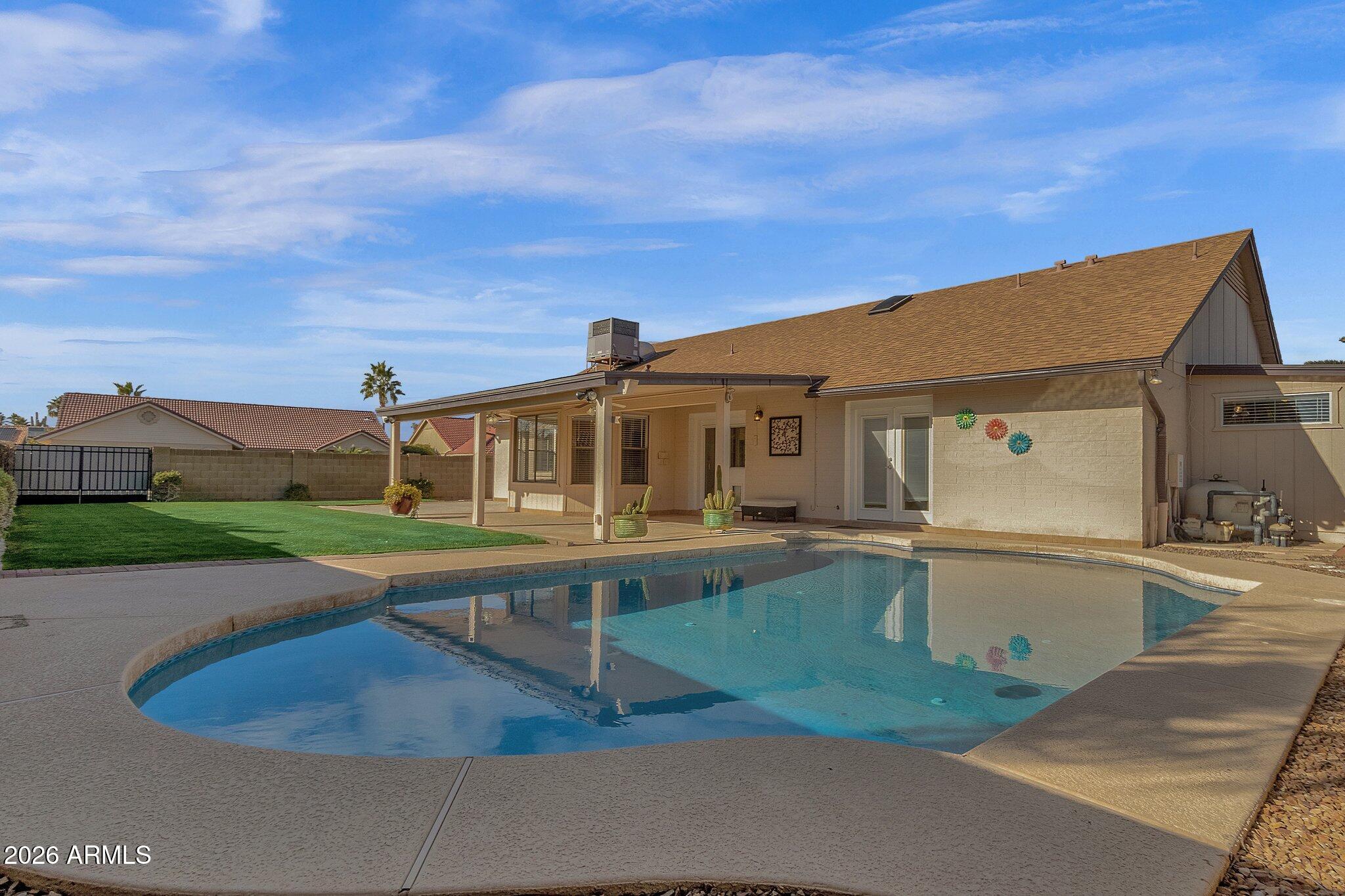 4307 E KAREN Drive