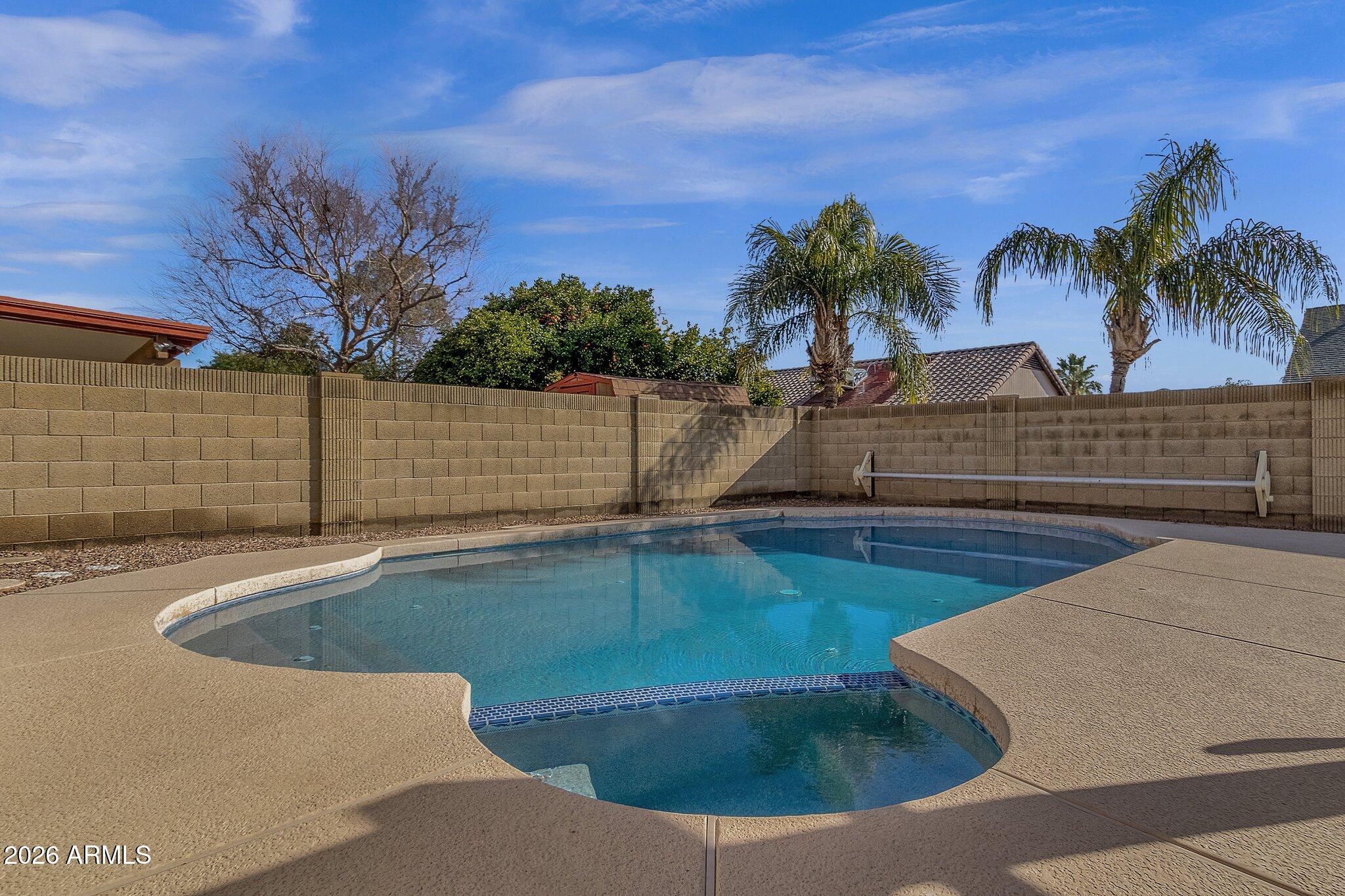 4307 E KAREN Drive