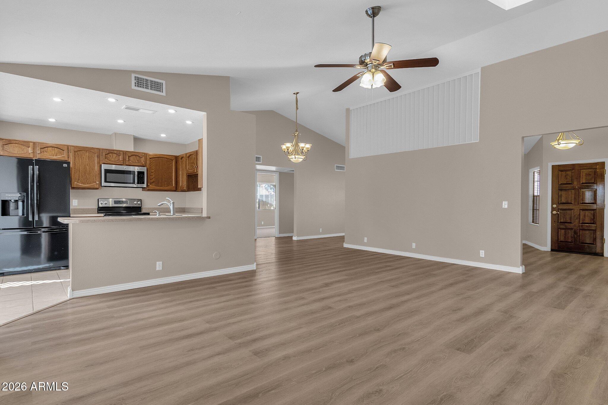4307 E KAREN Drive