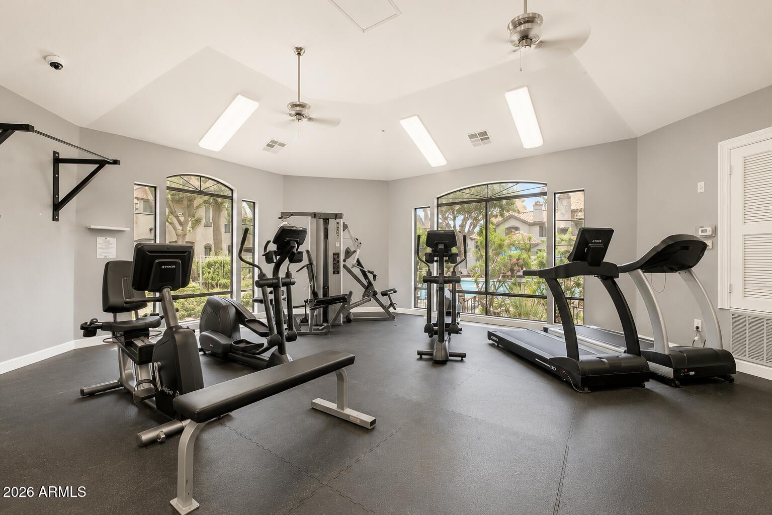 15095 N THOMPSON PEAK Parkway 1064
