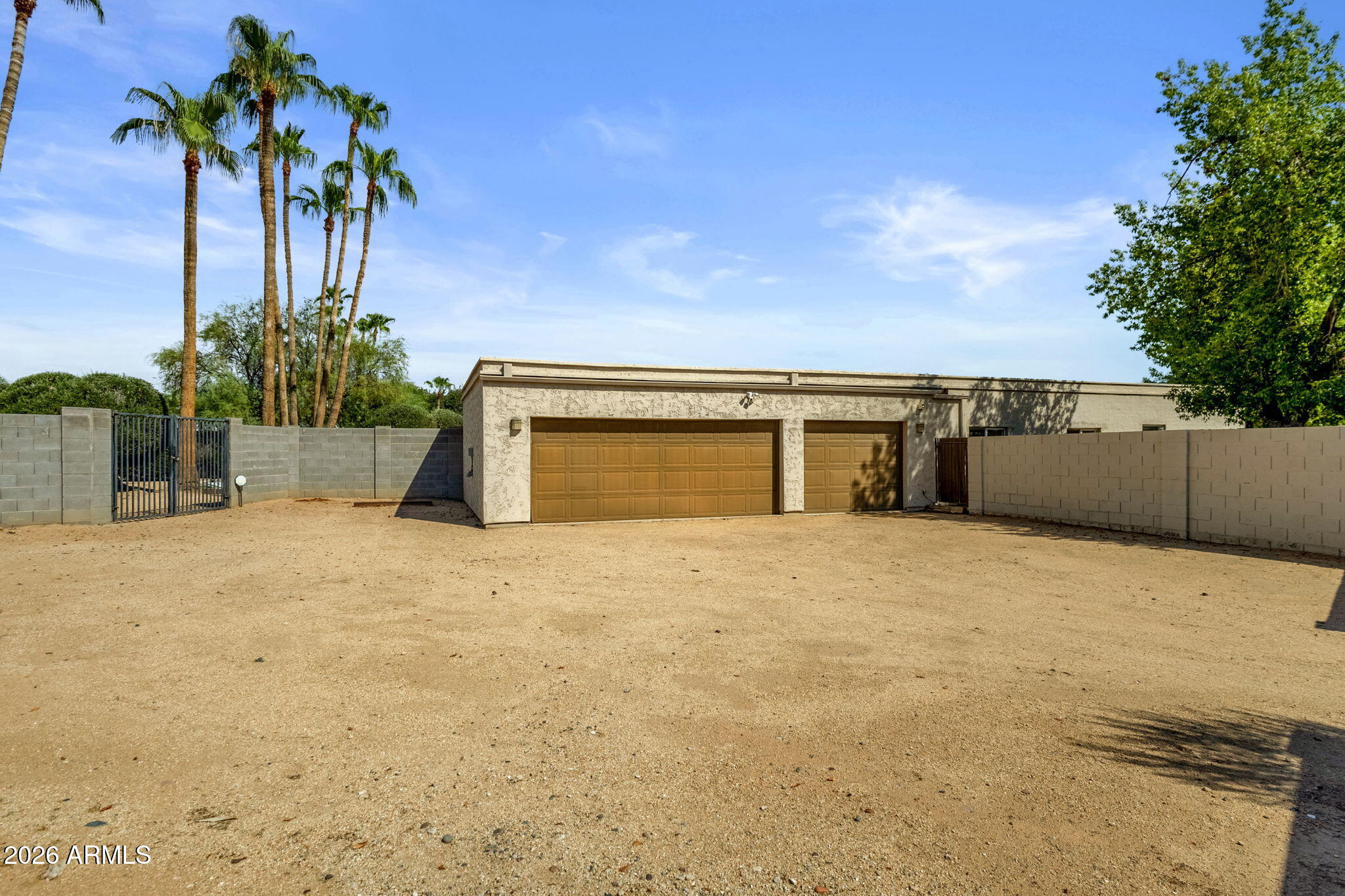 8602 E CORTEZ Street