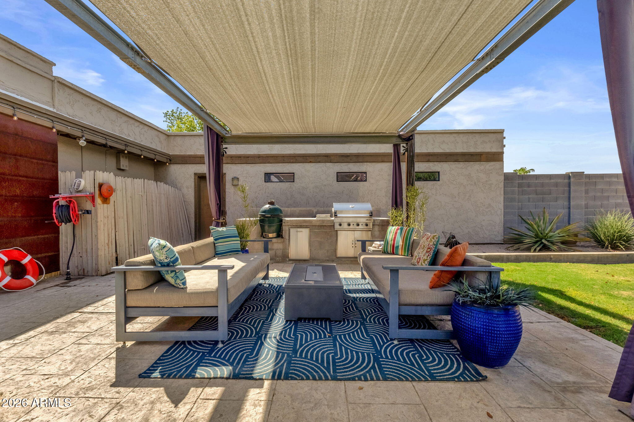 8602 E CORTEZ Street