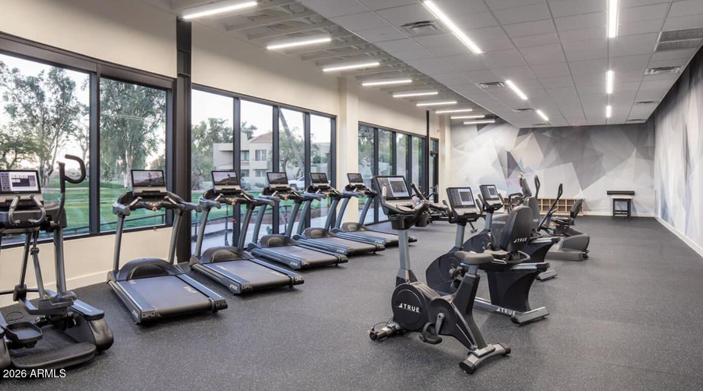 7400 E GAINEY CLUB Drive 208