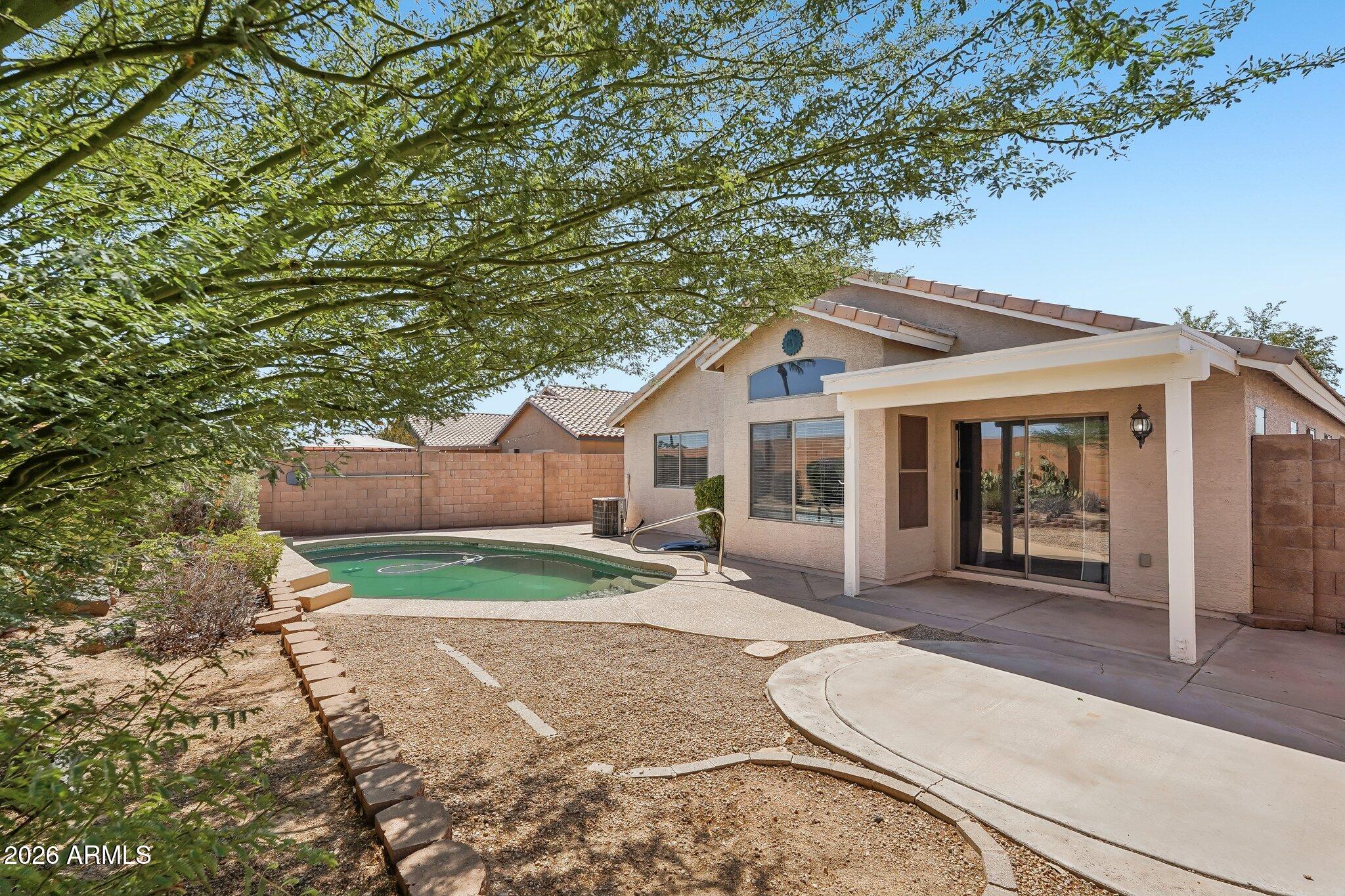 15984 W SMOKEY Drive