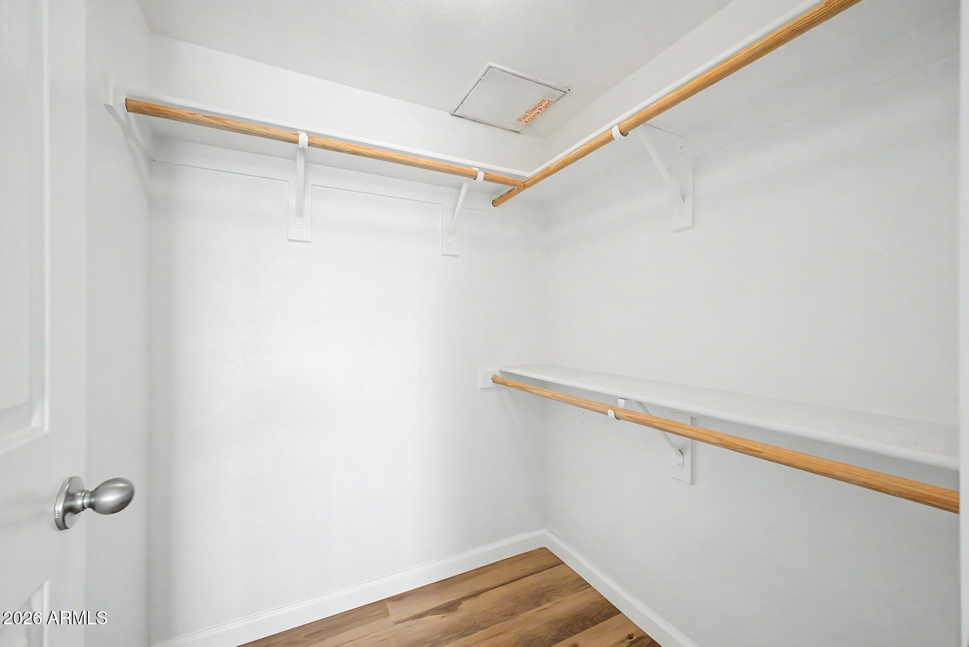 2402 E 5TH Street 1561