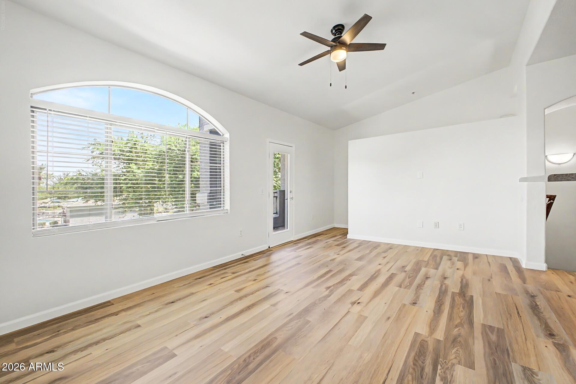 2402 E 5TH Street 1561
