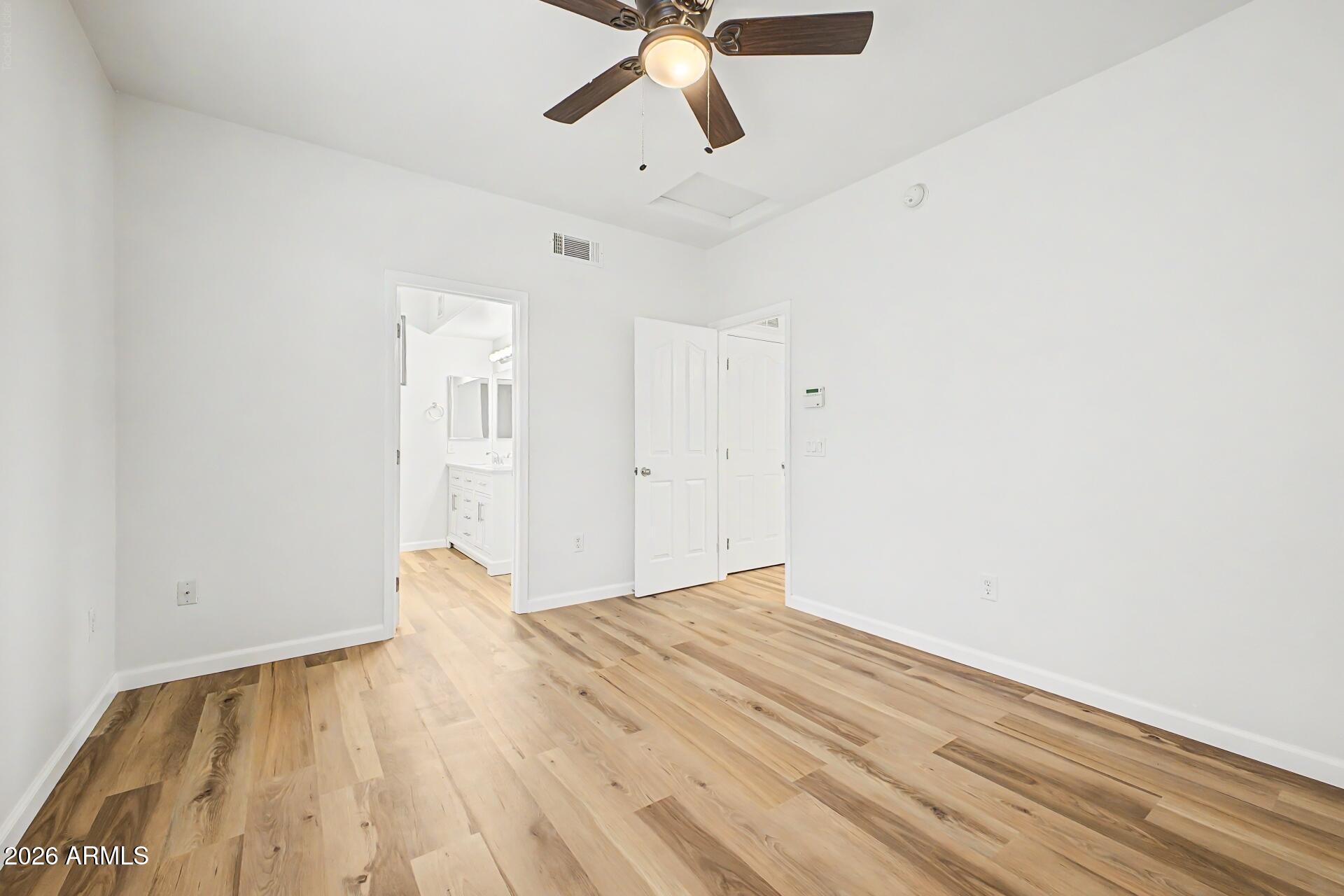 2402 E 5TH Street 1561