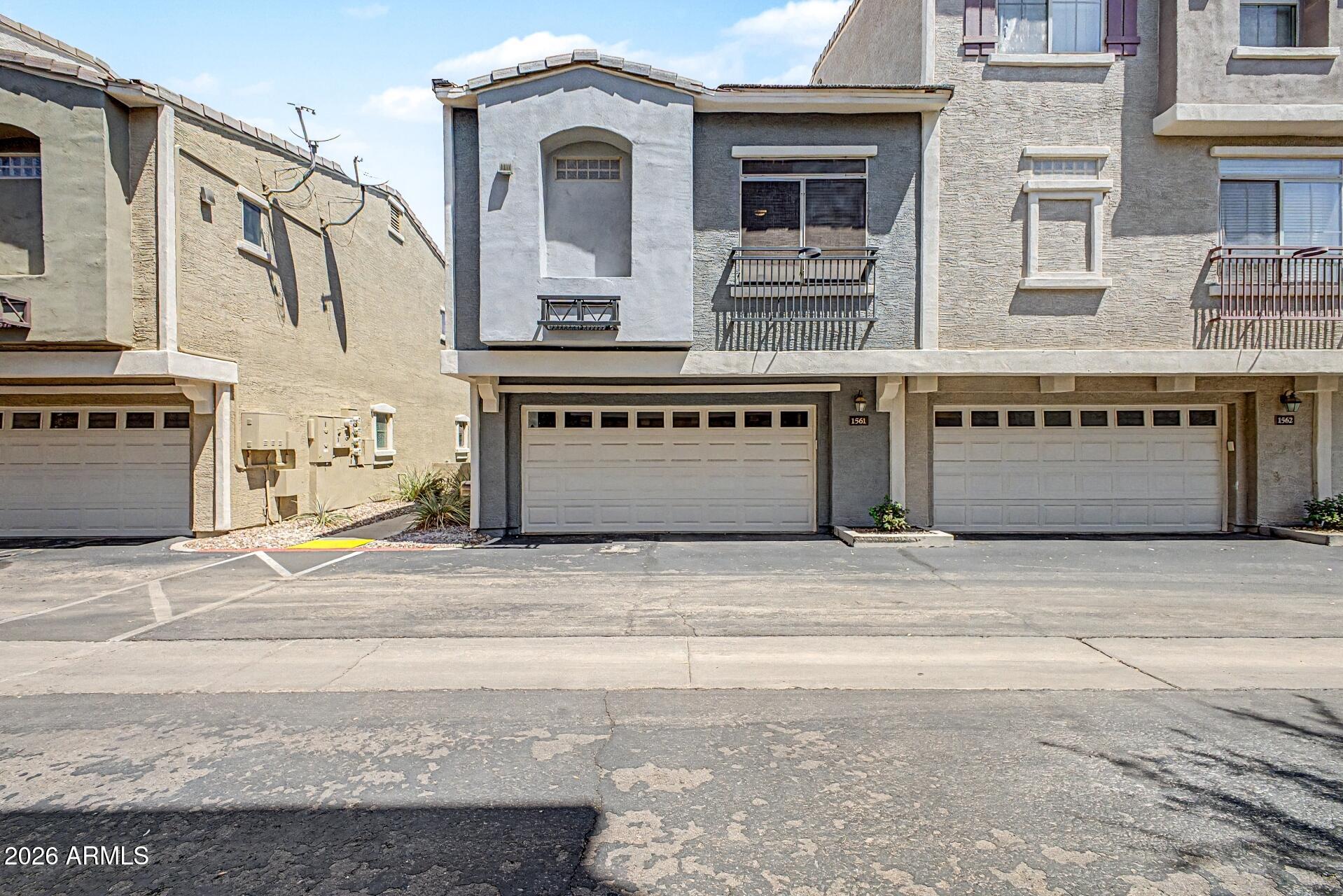 2402 E 5TH Street 1561